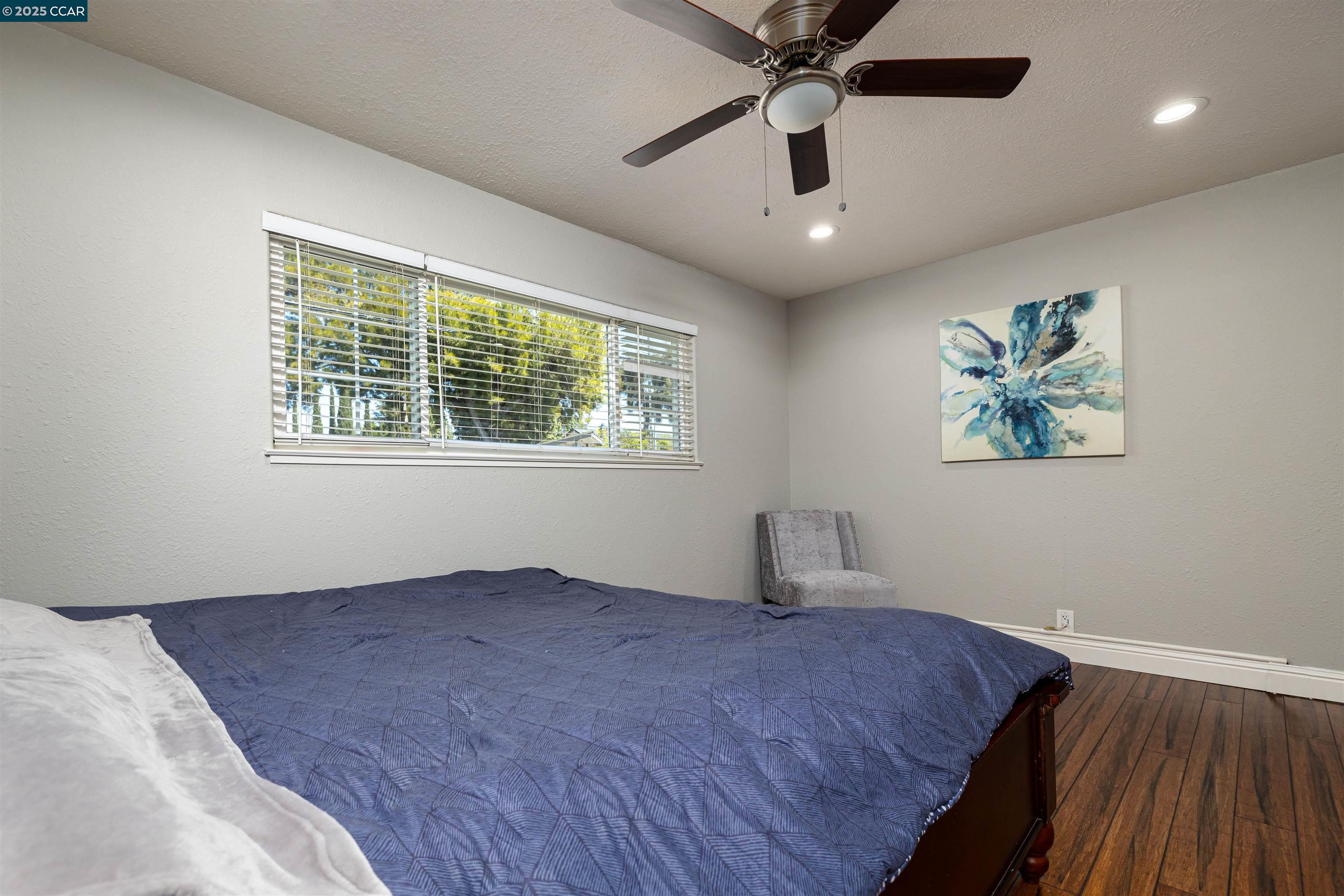 Detail Gallery Image 13 of 34 For 4852 Regents Park Ln, Fremont,  CA 94538 - 3 Beds | 2 Baths