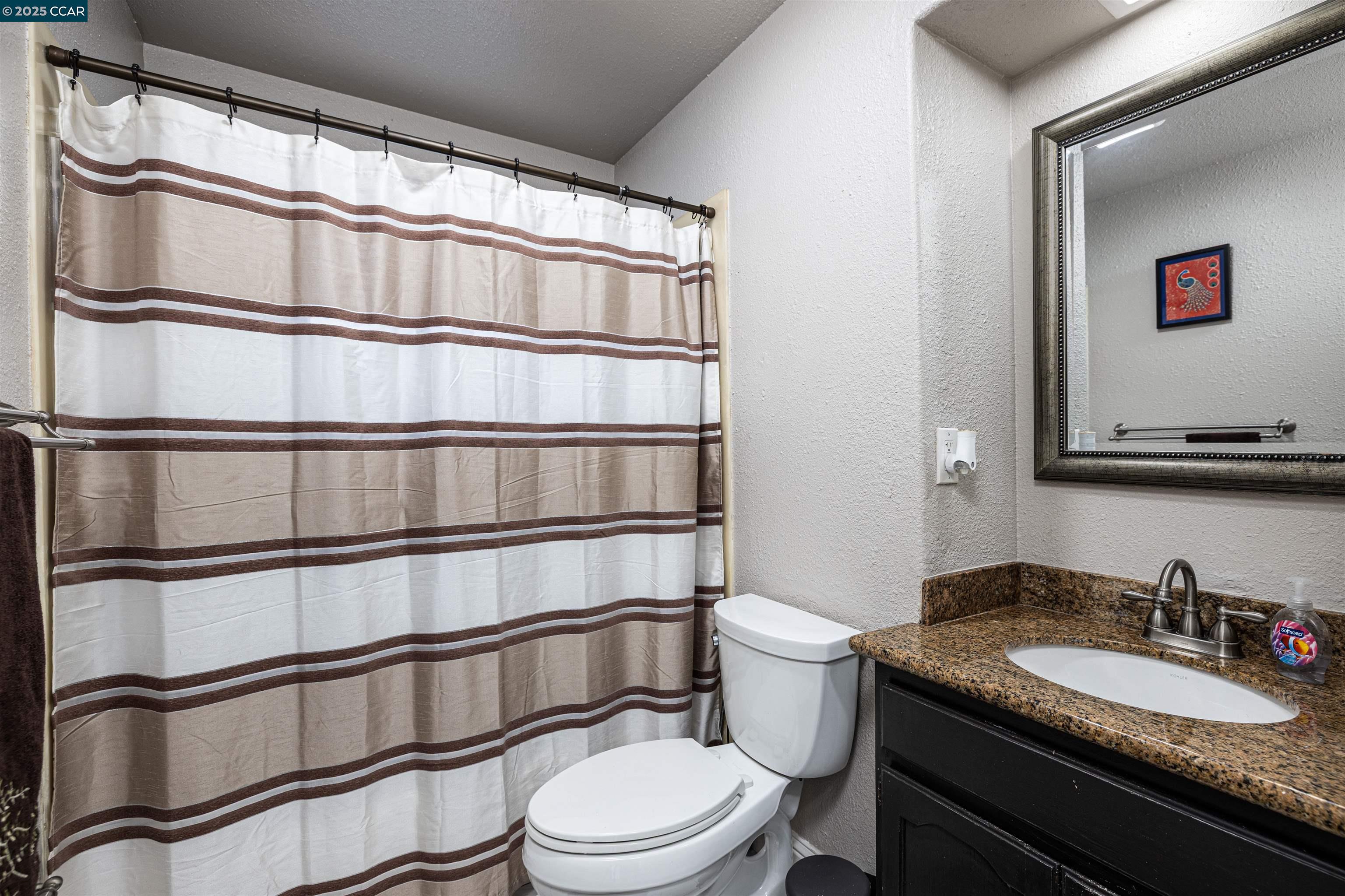 Detail Gallery Image 20 of 34 For 4852 Regents Park Ln, Fremont,  CA 94538 - 3 Beds | 2 Baths