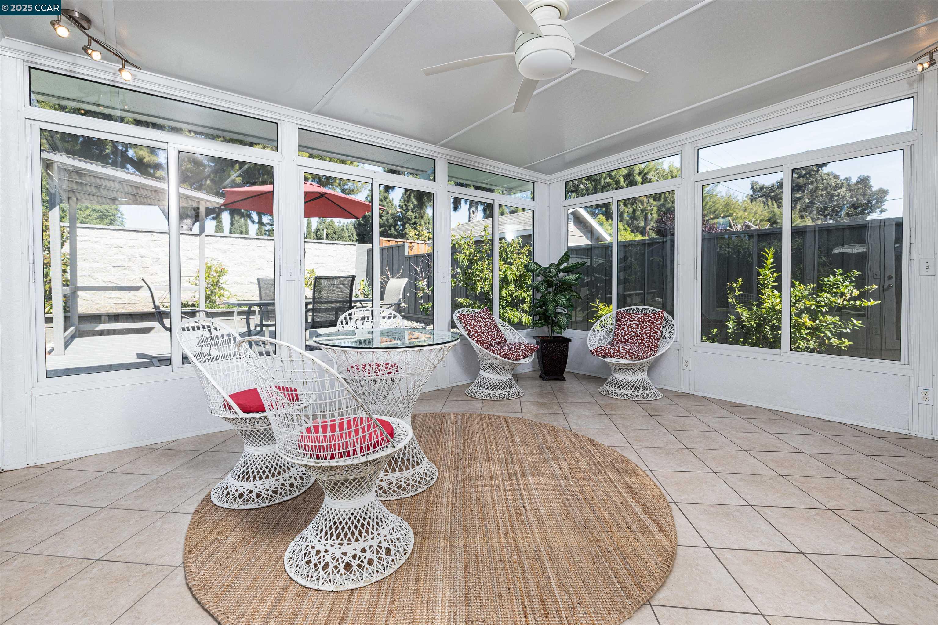 Detail Gallery Image 21 of 34 For 4852 Regents Park Ln, Fremont,  CA 94538 - 3 Beds | 2 Baths