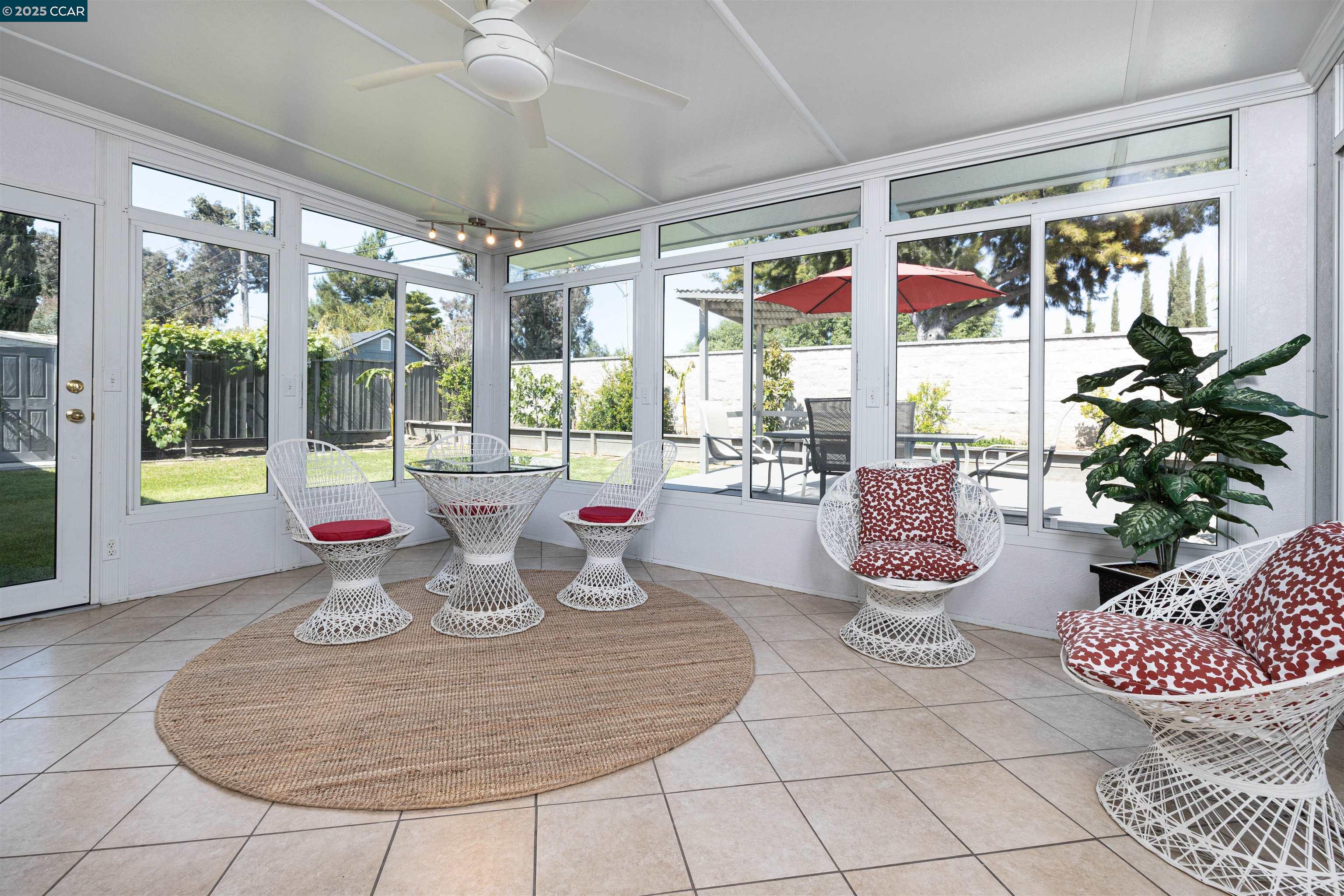 Detail Gallery Image 22 of 34 For 4852 Regents Park Ln, Fremont,  CA 94538 - 3 Beds | 2 Baths