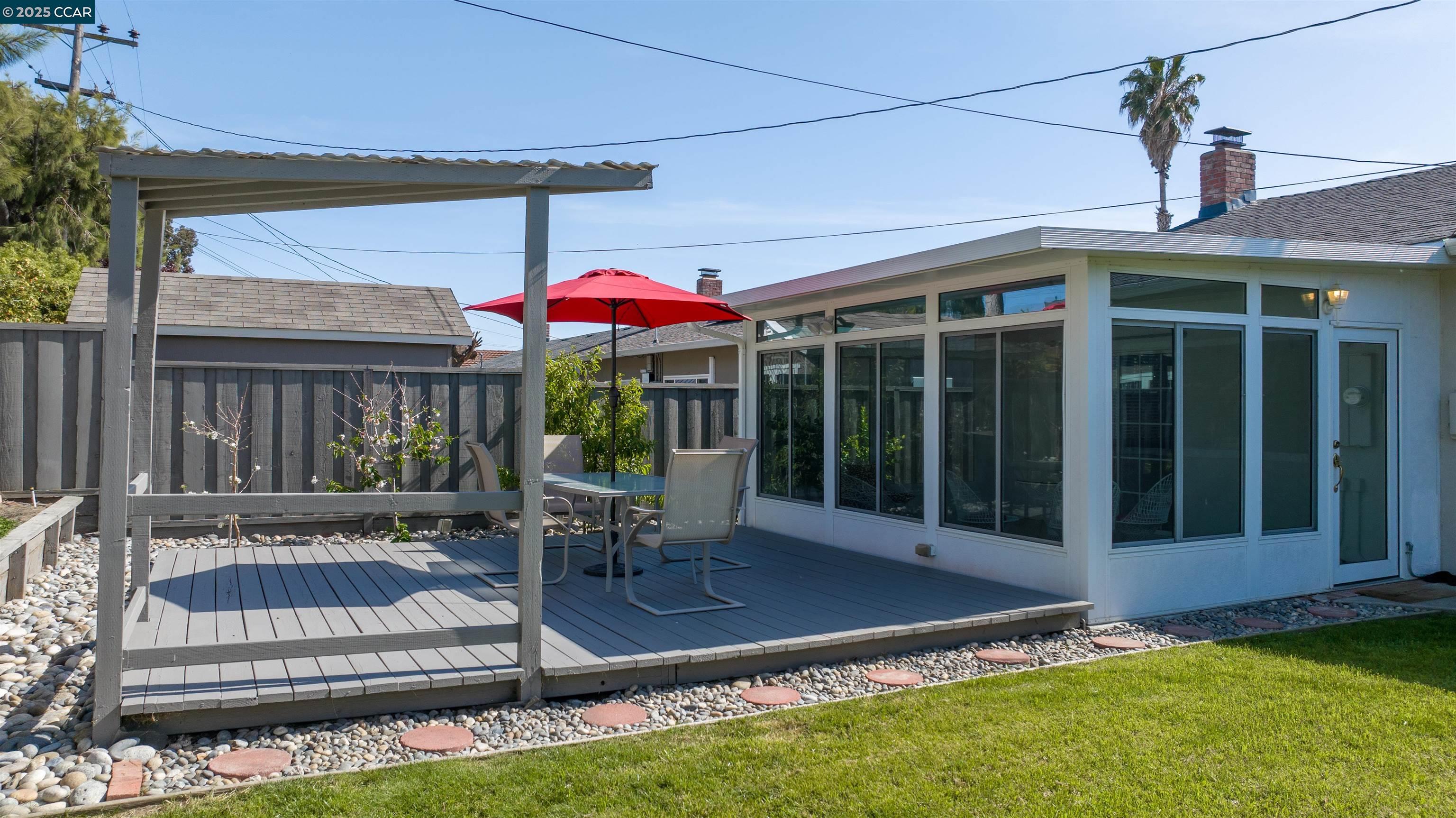 Detail Gallery Image 24 of 34 For 4852 Regents Park Ln, Fremont,  CA 94538 - 3 Beds | 2 Baths