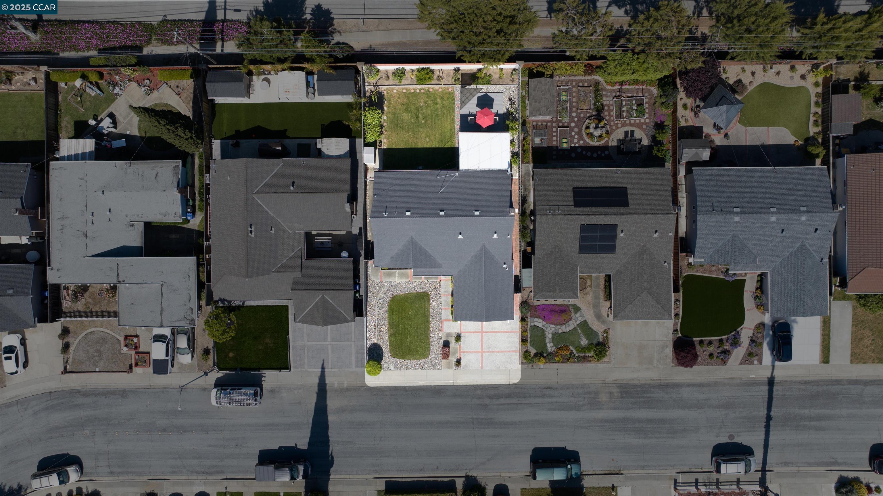 Detail Gallery Image 30 of 34 For 4852 Regents Park Ln, Fremont,  CA 94538 - 3 Beds | 2 Baths