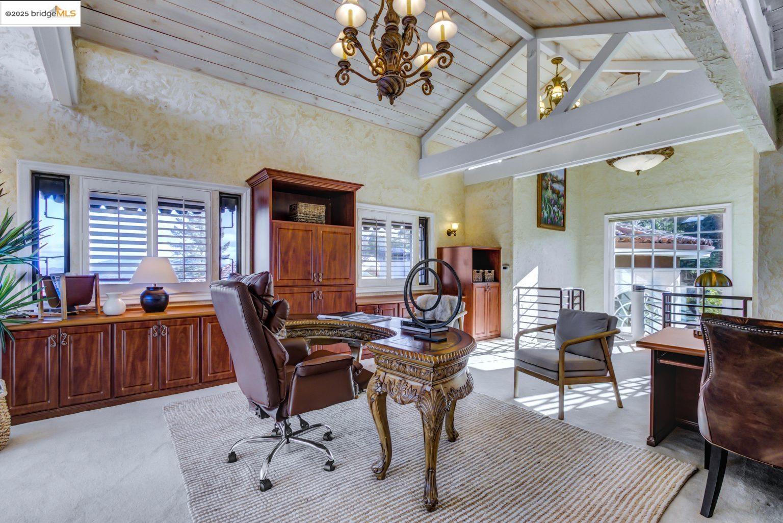 Detail Gallery Image 33 of 47 For 4146 Canyon Rd, Lafayette,  CA 94549 - 4 Beds | 7 Baths
