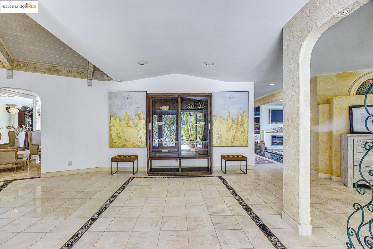 Detail Gallery Image 7 of 47 For 4146 Canyon Rd, Lafayette,  CA 94549 - 4 Beds | 7 Baths