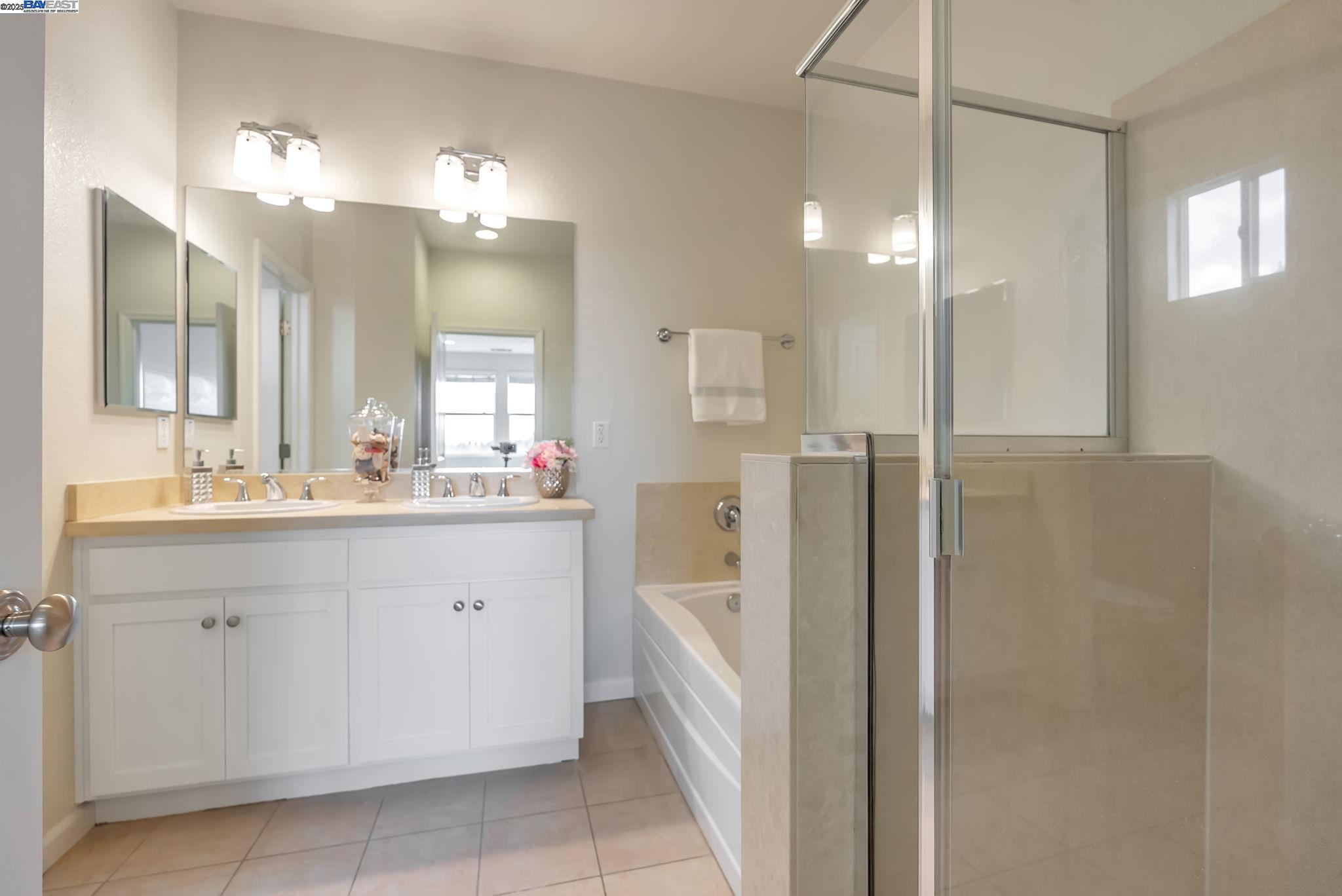 Detail Gallery Image 26 of 37 For 4432 Hyde Cmn, Fremont,  CA 94538 - 4 Beds | 3/1 Baths