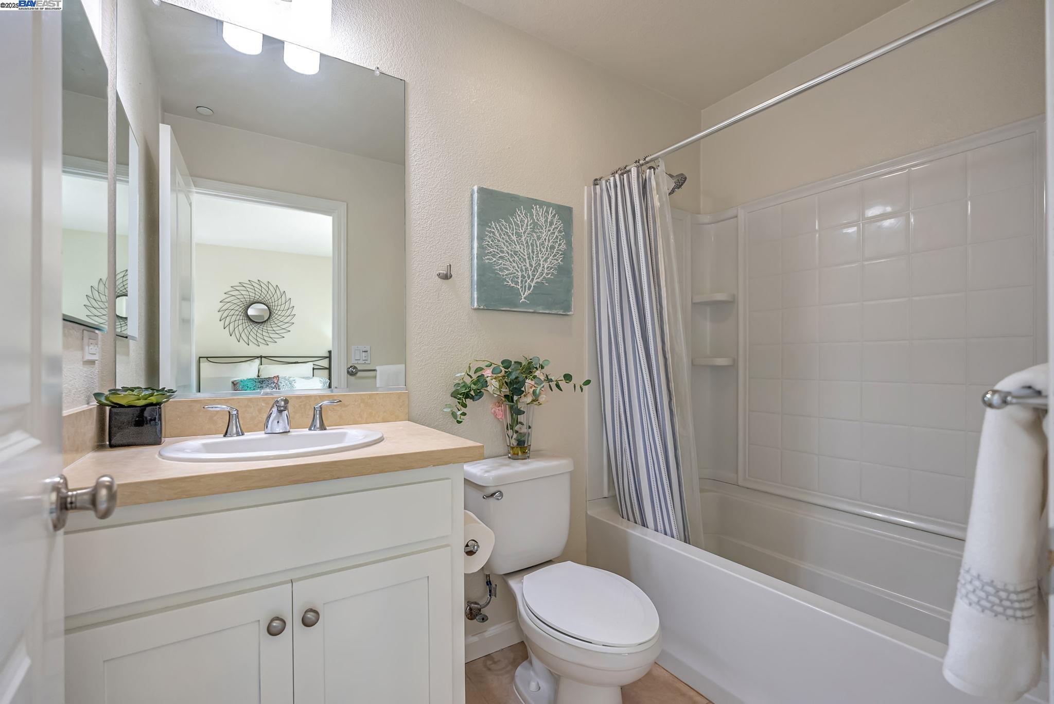 Detail Gallery Image 27 of 37 For 4432 Hyde Cmn, Fremont,  CA 94538 - 4 Beds | 3/1 Baths