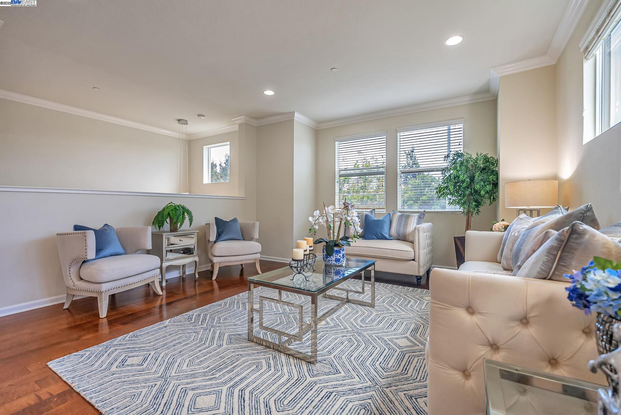 Detail Gallery Image 6 of 37 For 4432 Hyde Cmn, Fremont,  CA 94538 - 4 Beds | 3/1 Baths