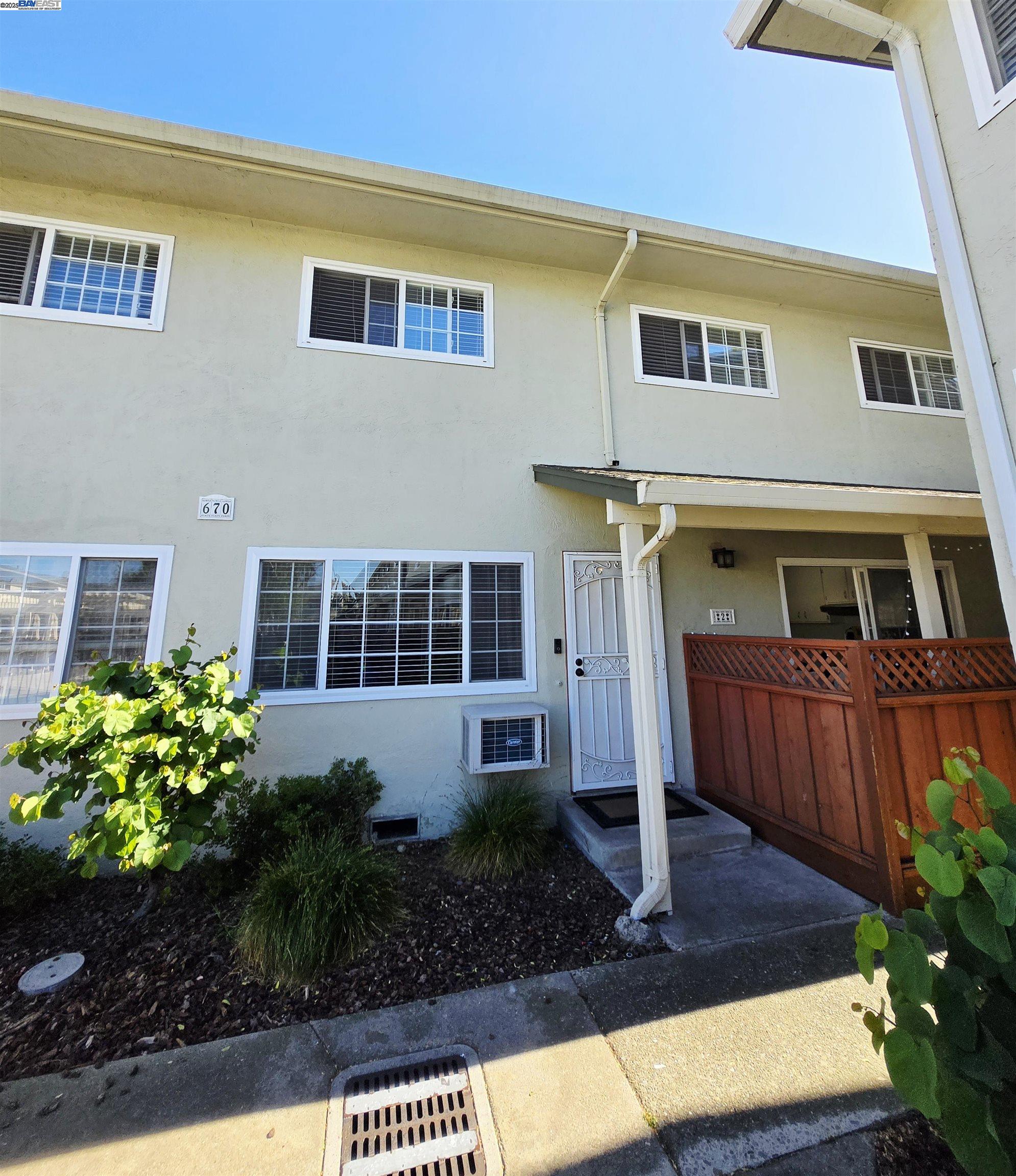 Photo #2: 41097557 Listing 
