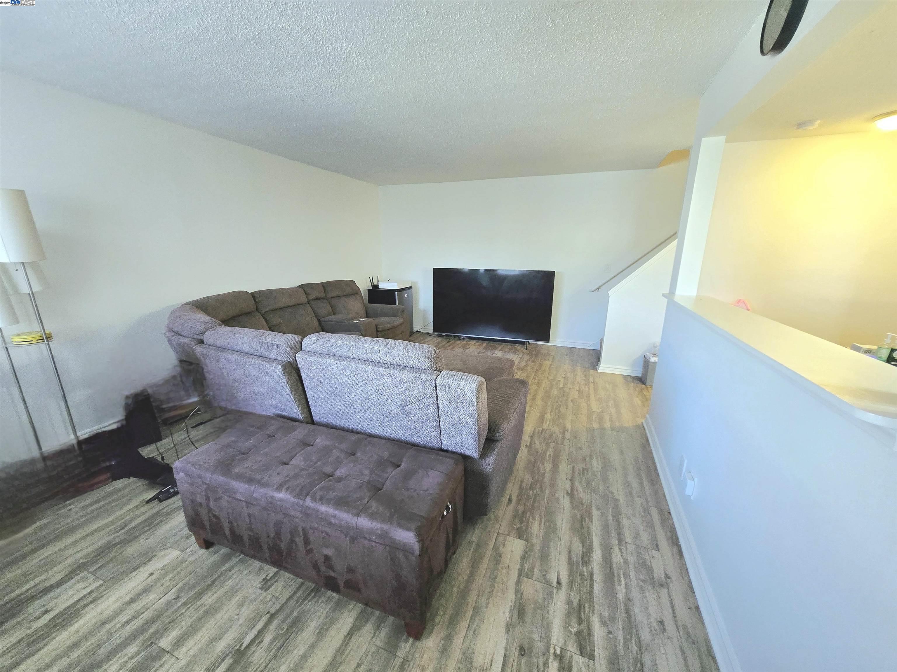 Photo #3: 41097557 Listing 