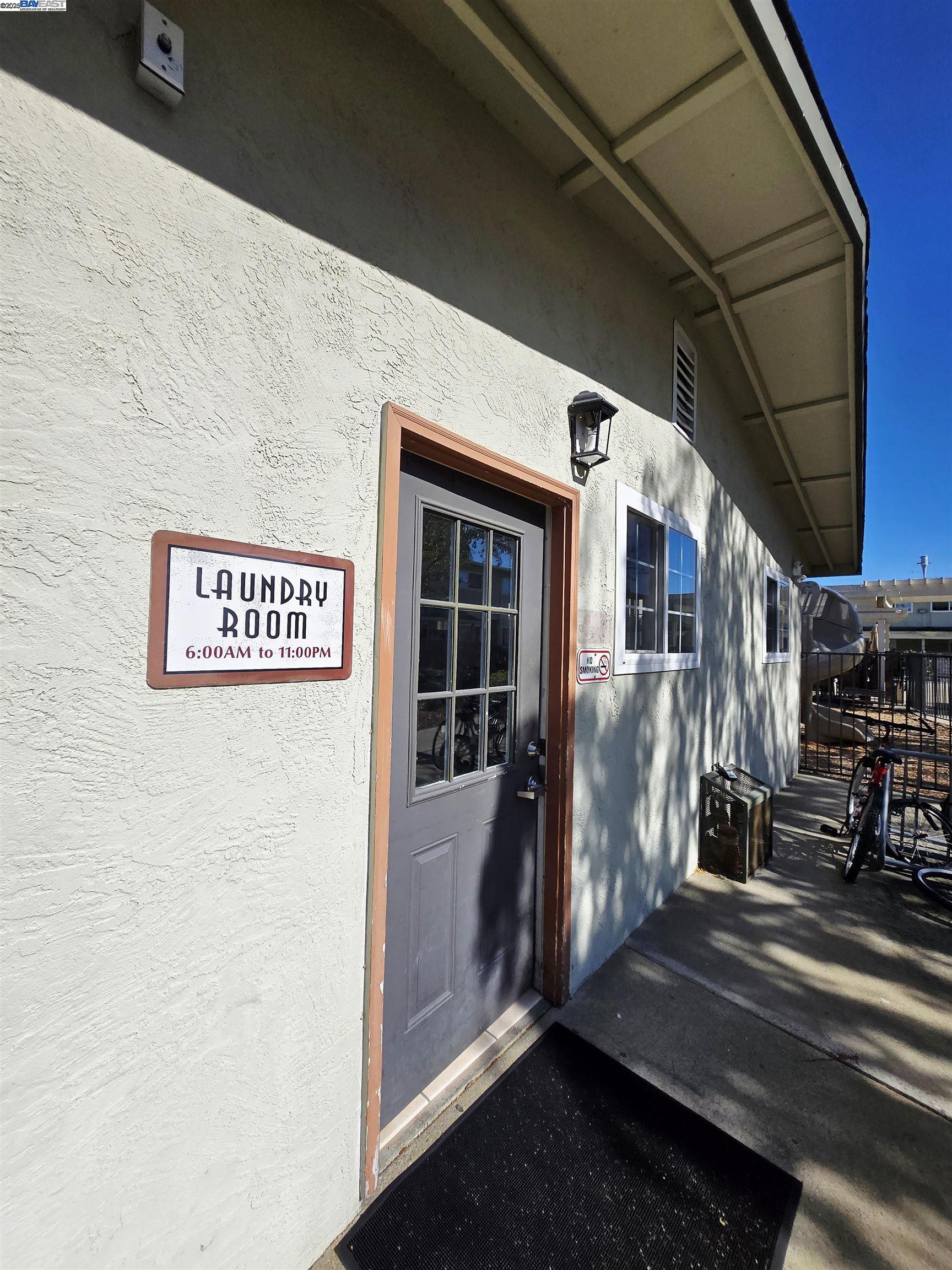 Detail Gallery Image 23 of 24 For 670 Fargo Ave #2,  San Leandro,  CA 94579 - 3 Beds | 2/1 Baths