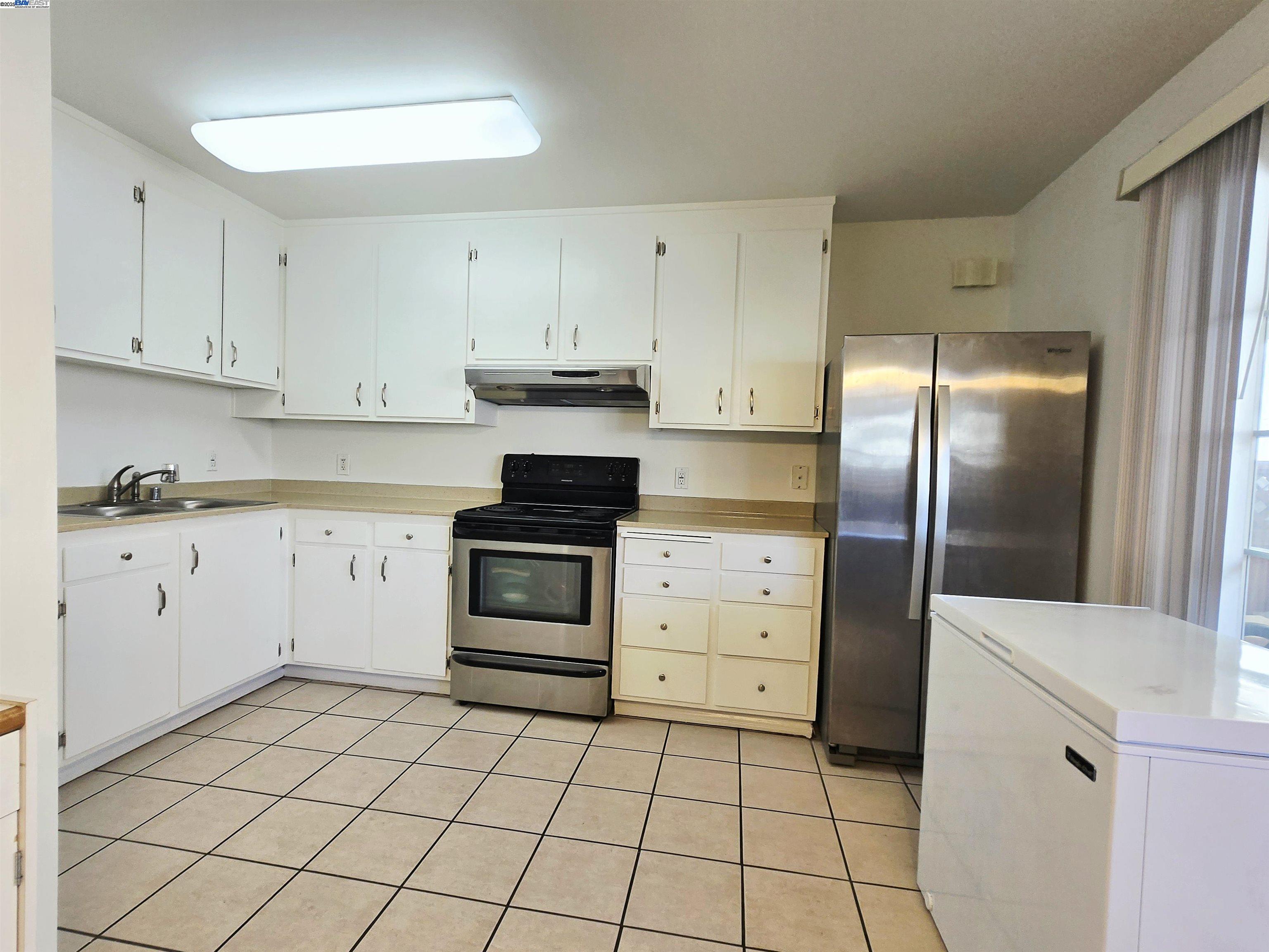 Photo #5: 41097557 Listing: Photo #5