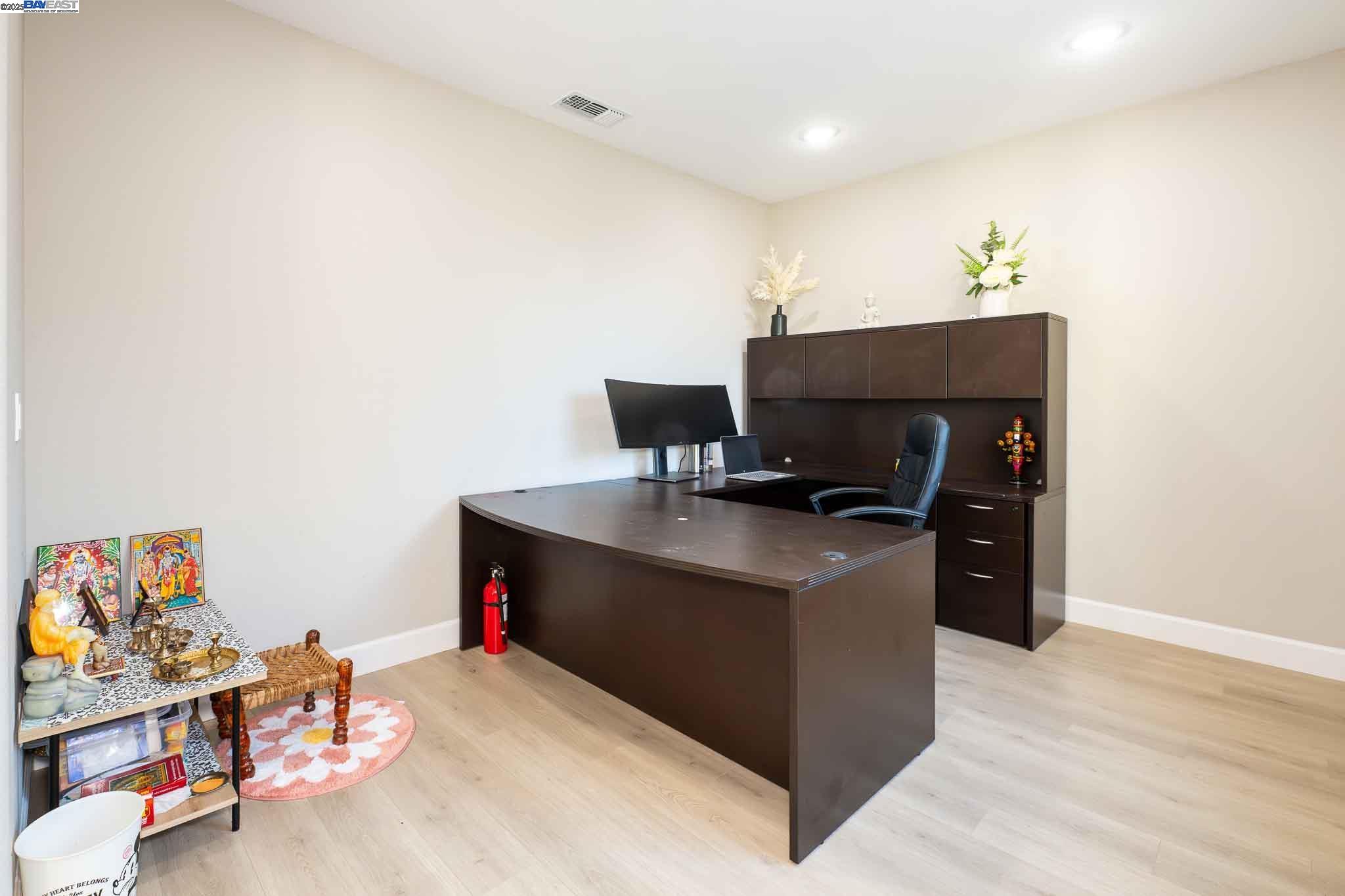 Detail Gallery Image 21 of 56 For 625 W Warren Dr, Mountain House,  CA 95391 - 4 Beds | 3/1 Baths