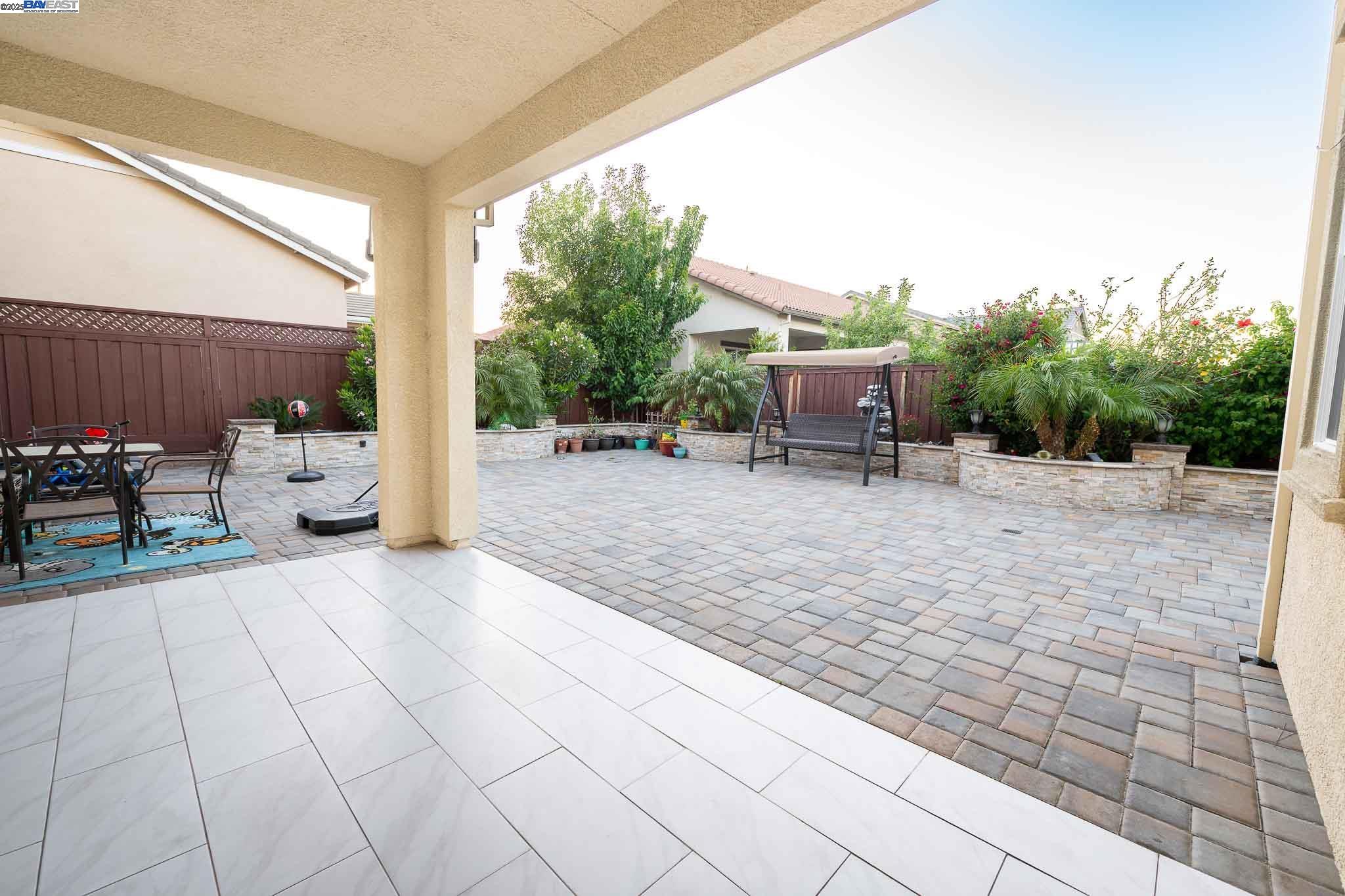 Detail Gallery Image 41 of 56 For 625 W Warren Dr, Mountain House,  CA 95391 - 4 Beds | 3/1 Baths