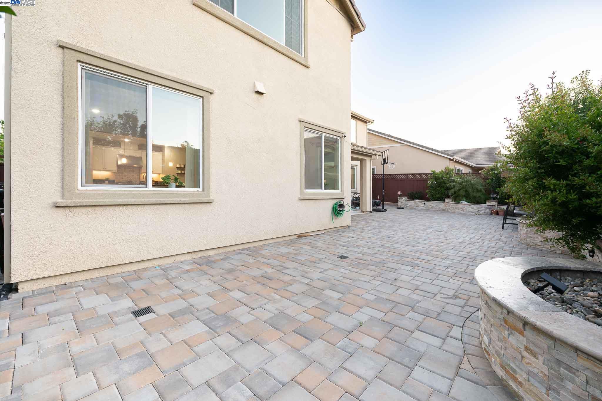 Detail Gallery Image 44 of 56 For 625 W Warren Dr, Mountain House,  CA 95391 - 4 Beds | 3/1 Baths