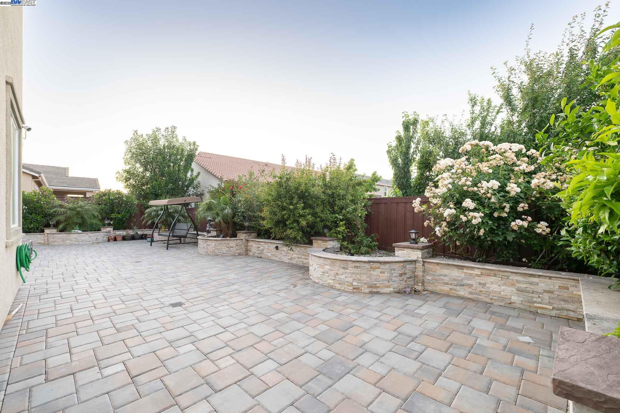 Detail Gallery Image 45 of 56 For 625 W Warren Dr, Mountain House,  CA 95391 - 4 Beds | 3/1 Baths