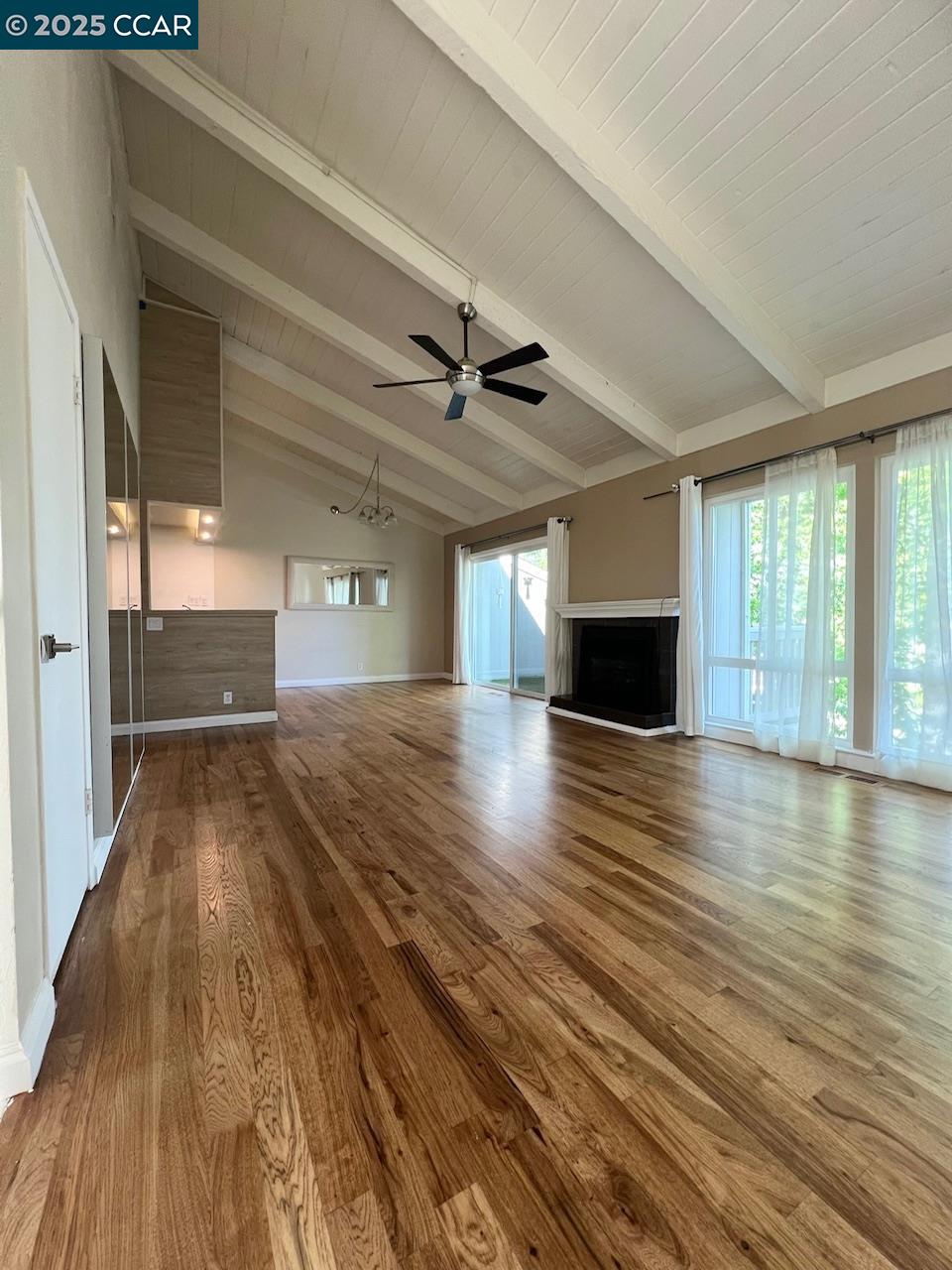 Detail Gallery Image 30 of 33 For 438 Ridgeview Dr, Pleasant Hill,  CA 94523 - 2 Beds | 1/1 Baths