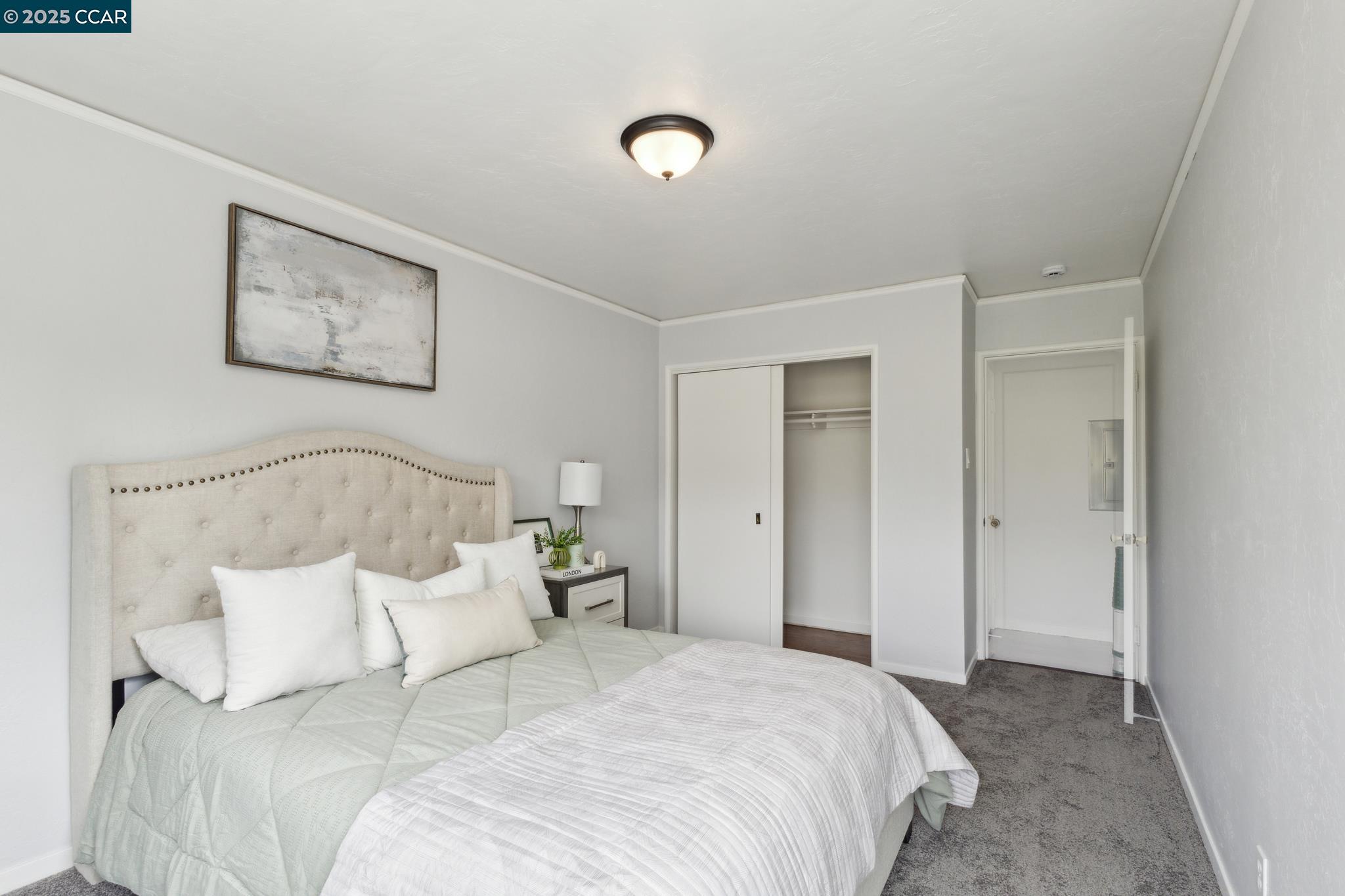 Detail Gallery Image 17 of 41 For 2410 Alameda De Las Pulgas, San Mateo,  CA 94403 - 2 Beds | 1 Baths