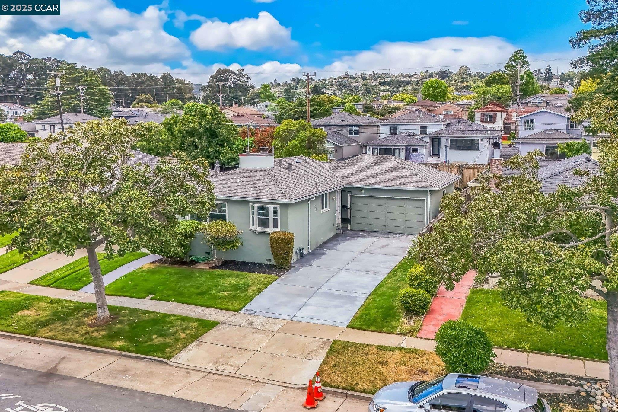 Detail Gallery Image 39 of 41 For 2410 Alameda De Las Pulgas, San Mateo,  CA 94403 - 2 Beds | 1 Baths