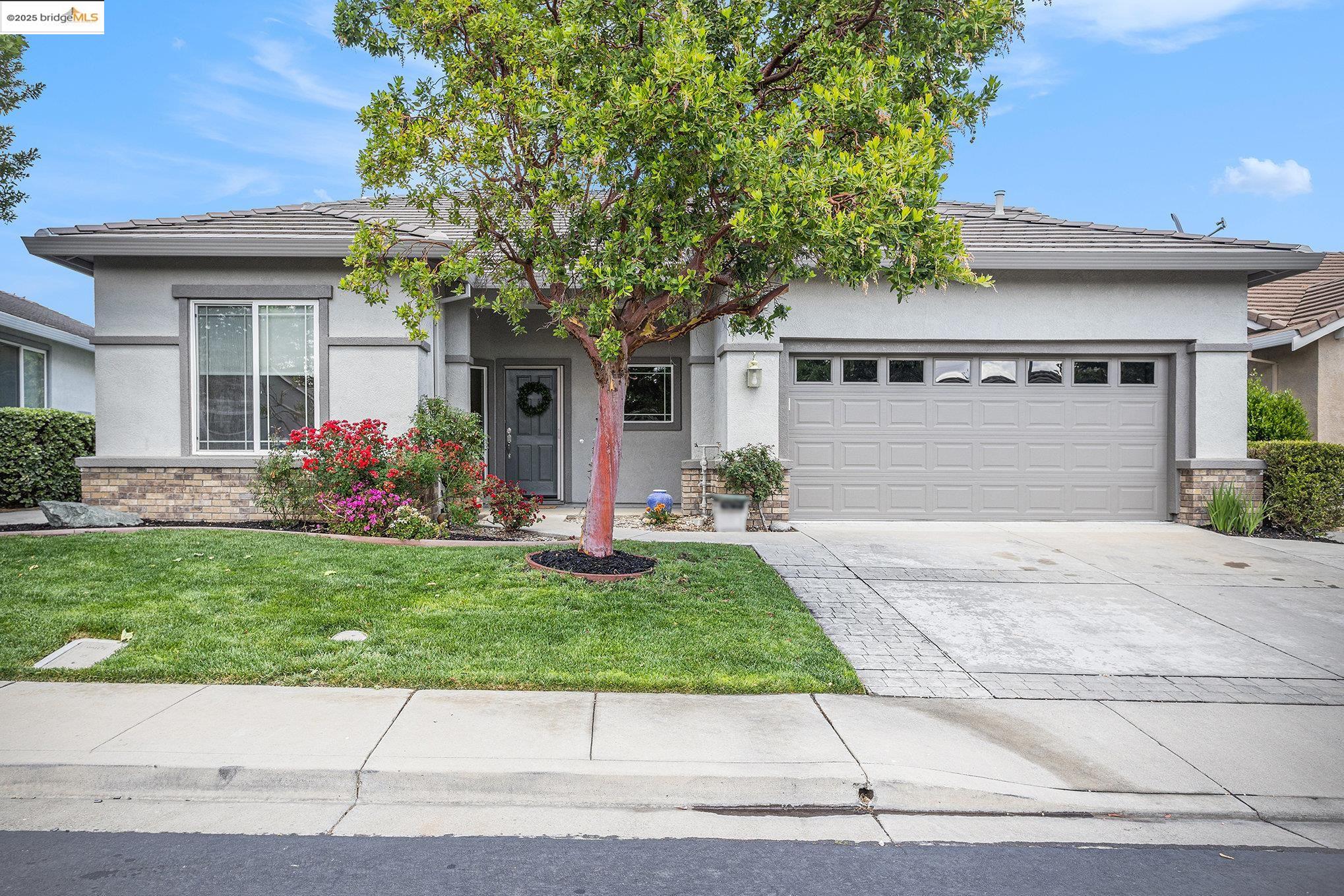 Detail Gallery Image 2 of 48 For 1012 Centennial Drive, Brentwood,  CA 94513-6981 - 2 Beds | 2 Baths
