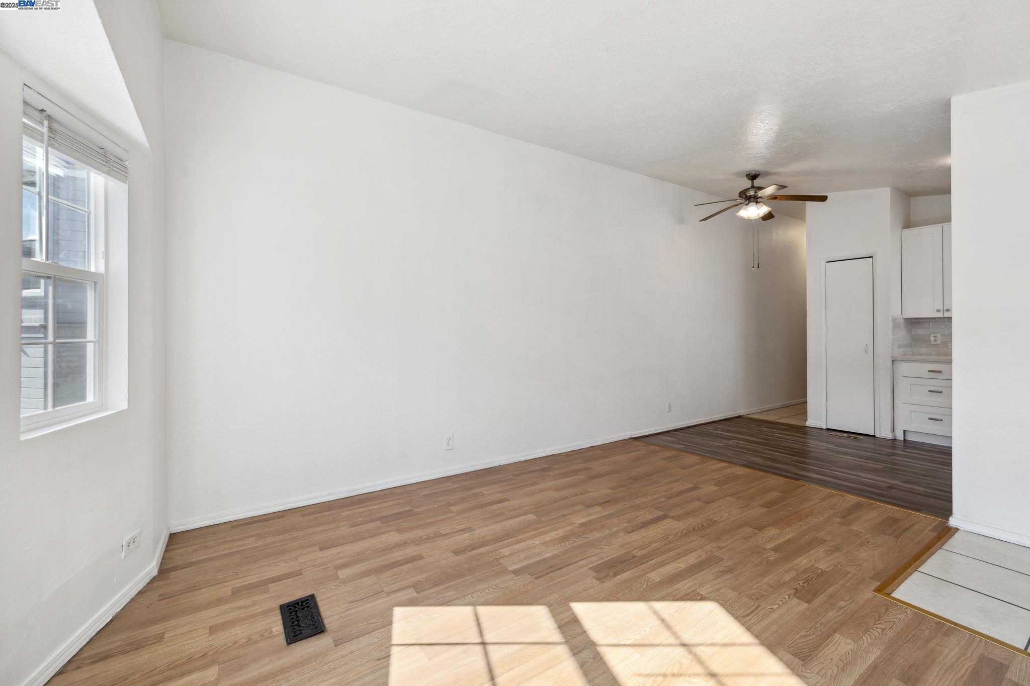 Detail Gallery Image 7 of 19 For 3311 Martin Luther King Jr Way, Oakland,  CA 94609 - – Beds | – Baths