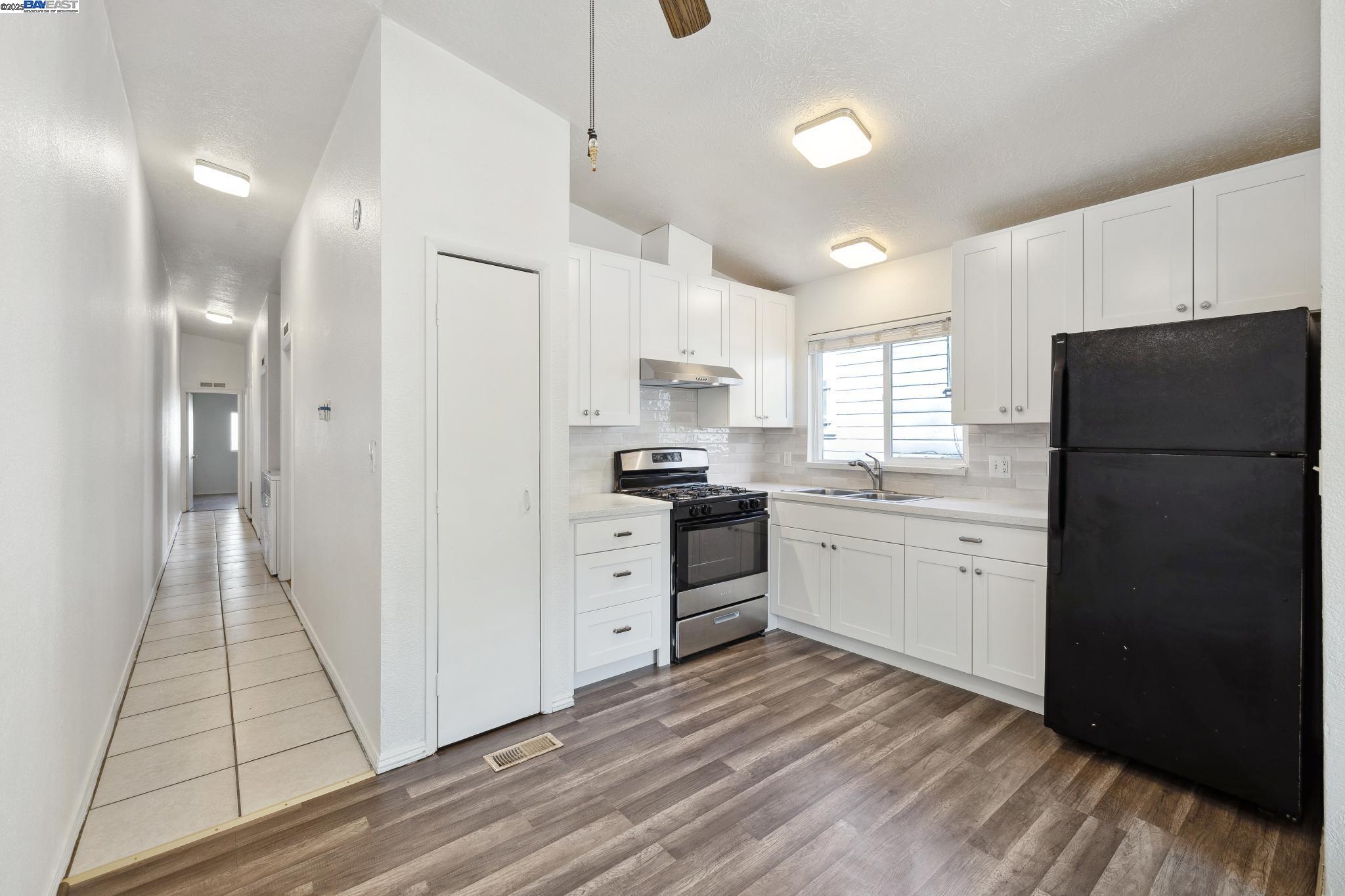 Detail Gallery Image 8 of 19 For 3311 Martin Luther King Jr Way, Oakland,  CA 94609 - – Beds | – Baths