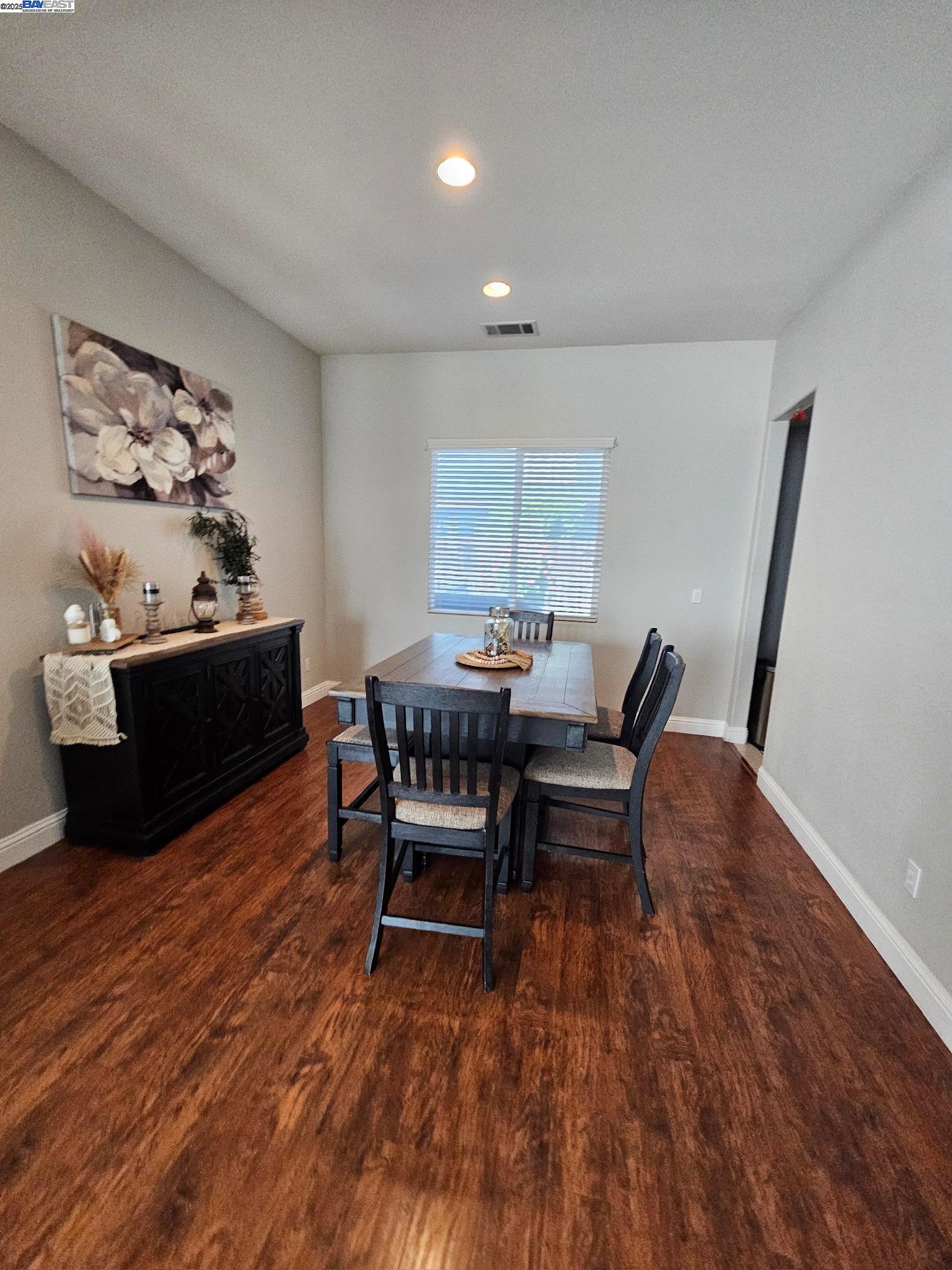 Detail Gallery Image 20 of 44 For 419 Creekside Dr, Patterson,  CA 95363 - 5 Beds | 3/1 Baths