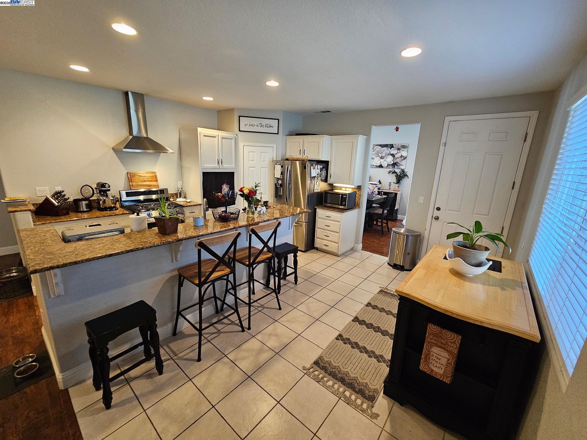Detail Gallery Image 22 of 44 For 419 Creekside Dr, Patterson,  CA 95363 - 5 Beds | 3/1 Baths