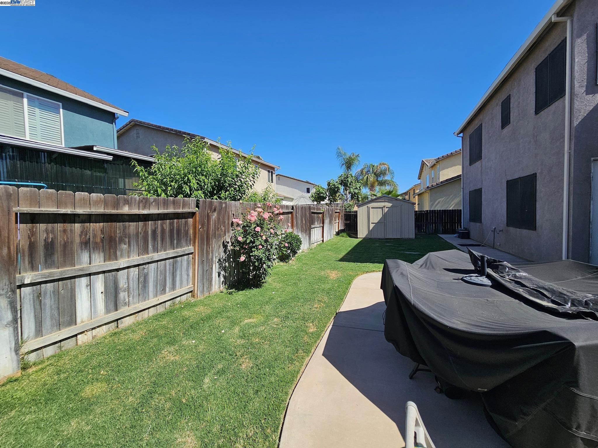 Detail Gallery Image 40 of 44 For 419 Creekside Dr, Patterson,  CA 95363 - 5 Beds | 3/1 Baths