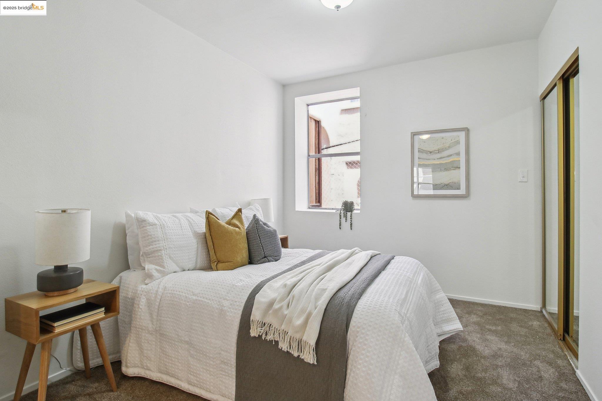 Detail Gallery Image 25 of 52 For 2900 Sheffield Ave, Oakland,  CA 94602 - 4 Beds | 2 Baths