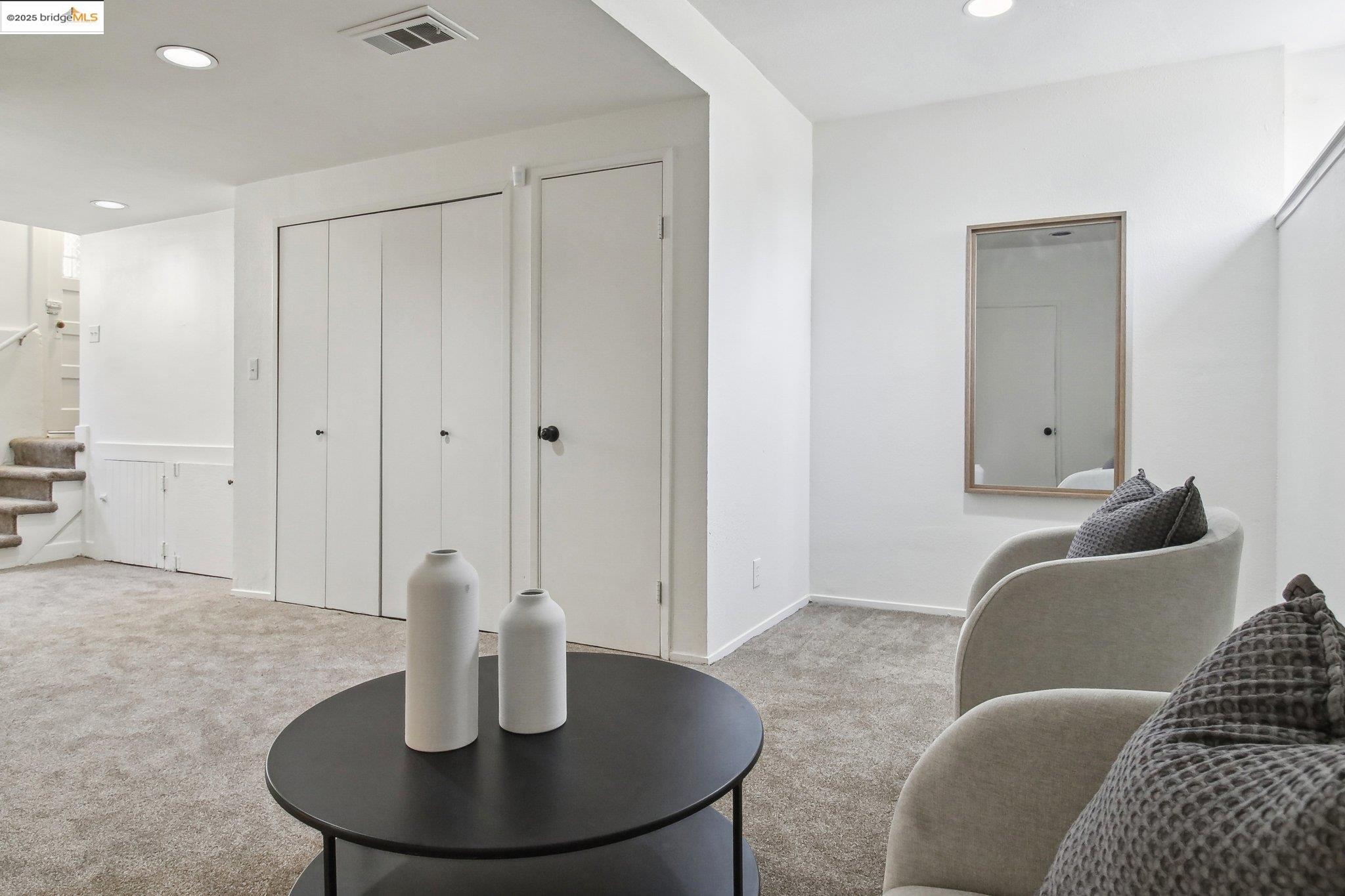 Detail Gallery Image 36 of 52 For 2900 Sheffield Ave, Oakland,  CA 94602 - 4 Beds | 2 Baths