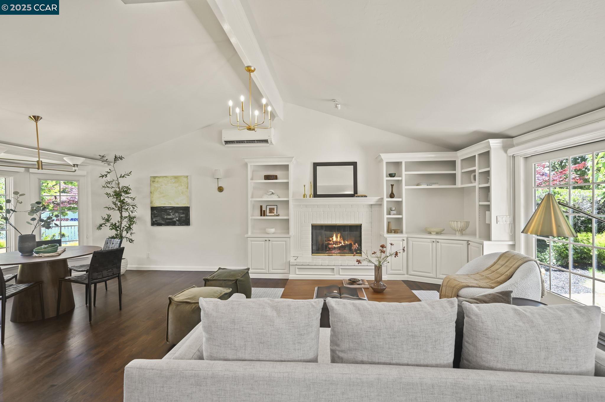 Detail Gallery Image 12 of 33 For 25 Fraser Drive, Walnut Creek,  CA 94596 - 4 Beds | 3 Baths