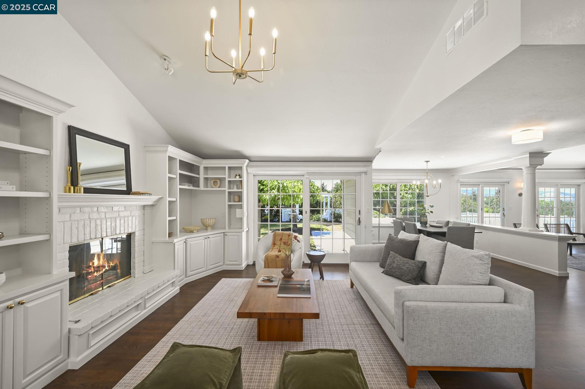 Detail Gallery Image 13 of 33 For 25 Fraser Drive, Walnut Creek,  CA 94596 - 4 Beds | 3 Baths