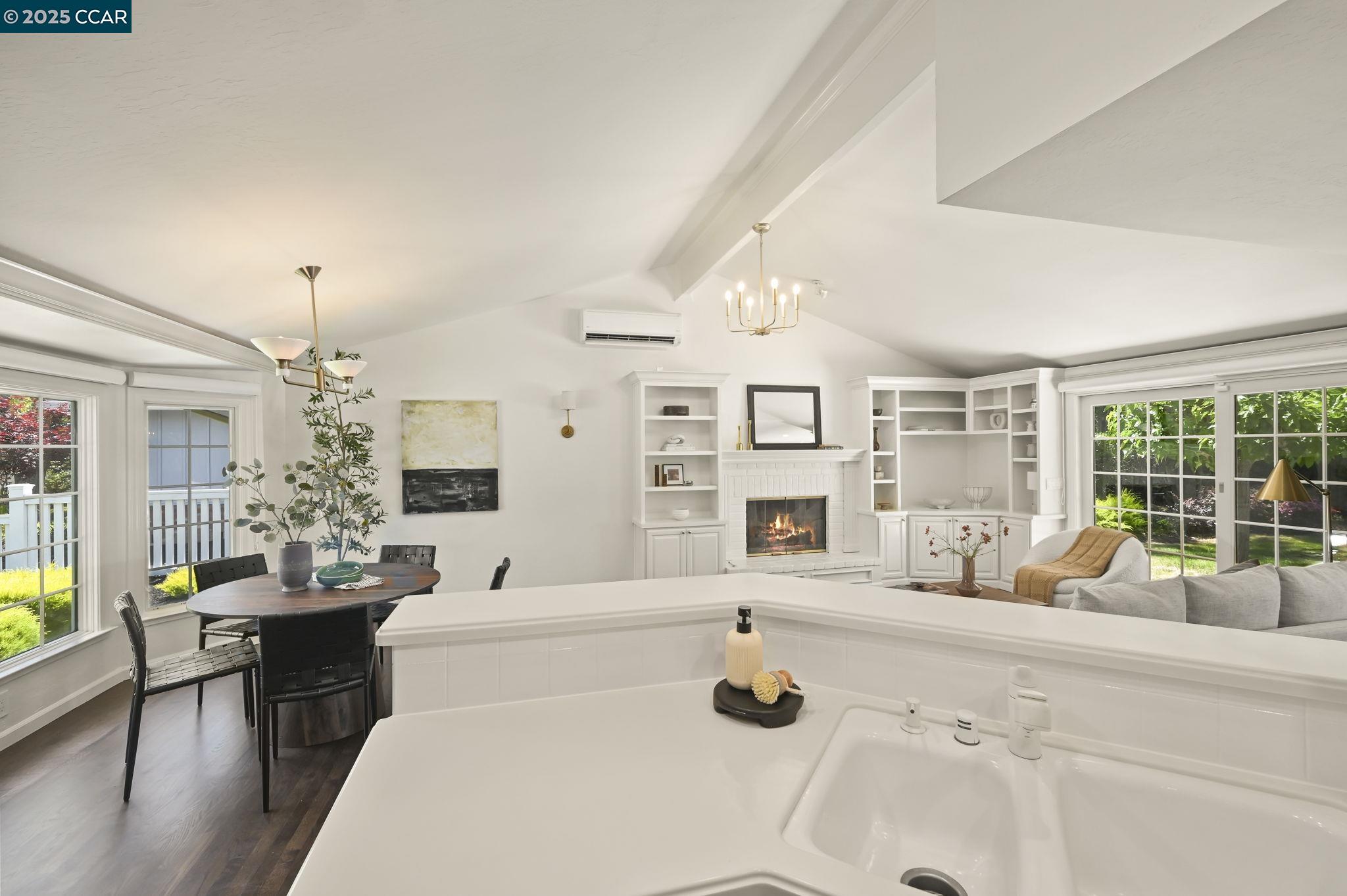 Detail Gallery Image 14 of 33 For 25 Fraser Drive, Walnut Creek,  CA 94596 - 4 Beds | 3 Baths