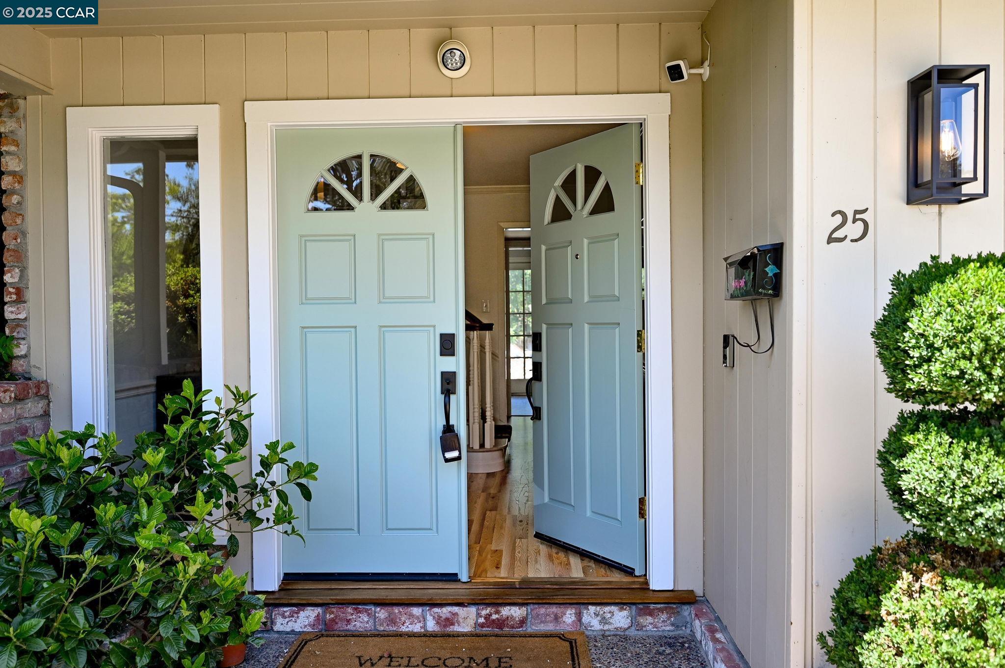 Detail Gallery Image 3 of 33 For 25 Fraser Drive, Walnut Creek,  CA 94596 - 4 Beds | 3 Baths