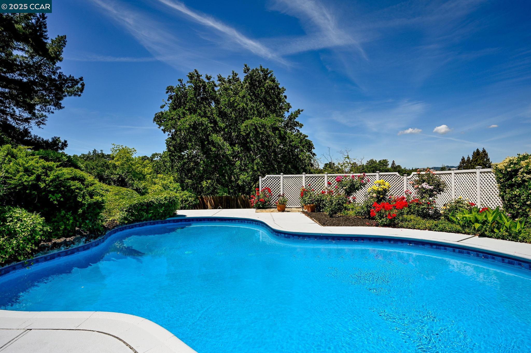 Detail Gallery Image 30 of 33 For 25 Fraser Drive, Walnut Creek,  CA 94596 - 4 Beds | 3 Baths