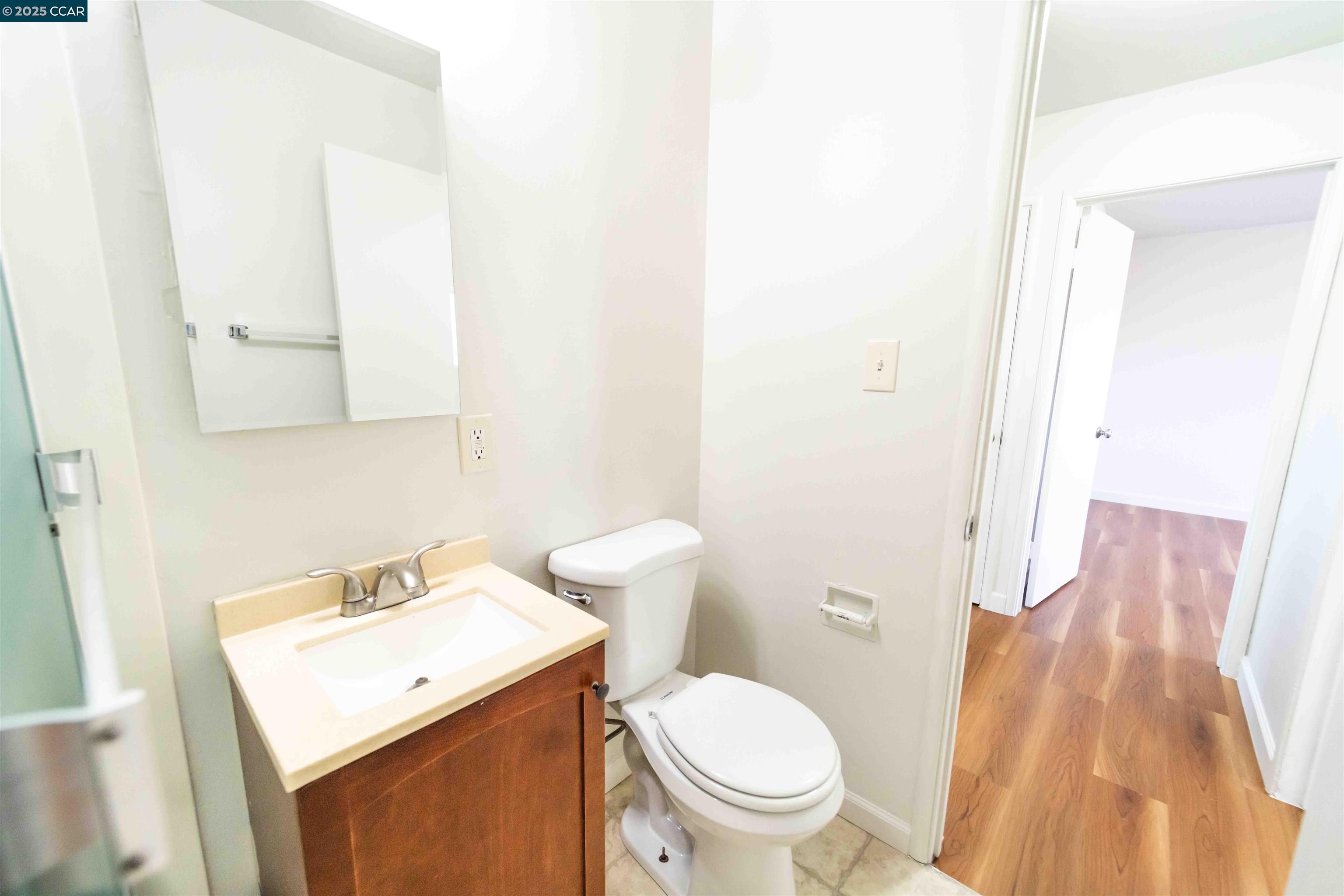 Detail Gallery Image 11 of 20 For 1700 Market Ave #6,  San Pablo,  CA 94806 - 2 Beds | 1 Baths