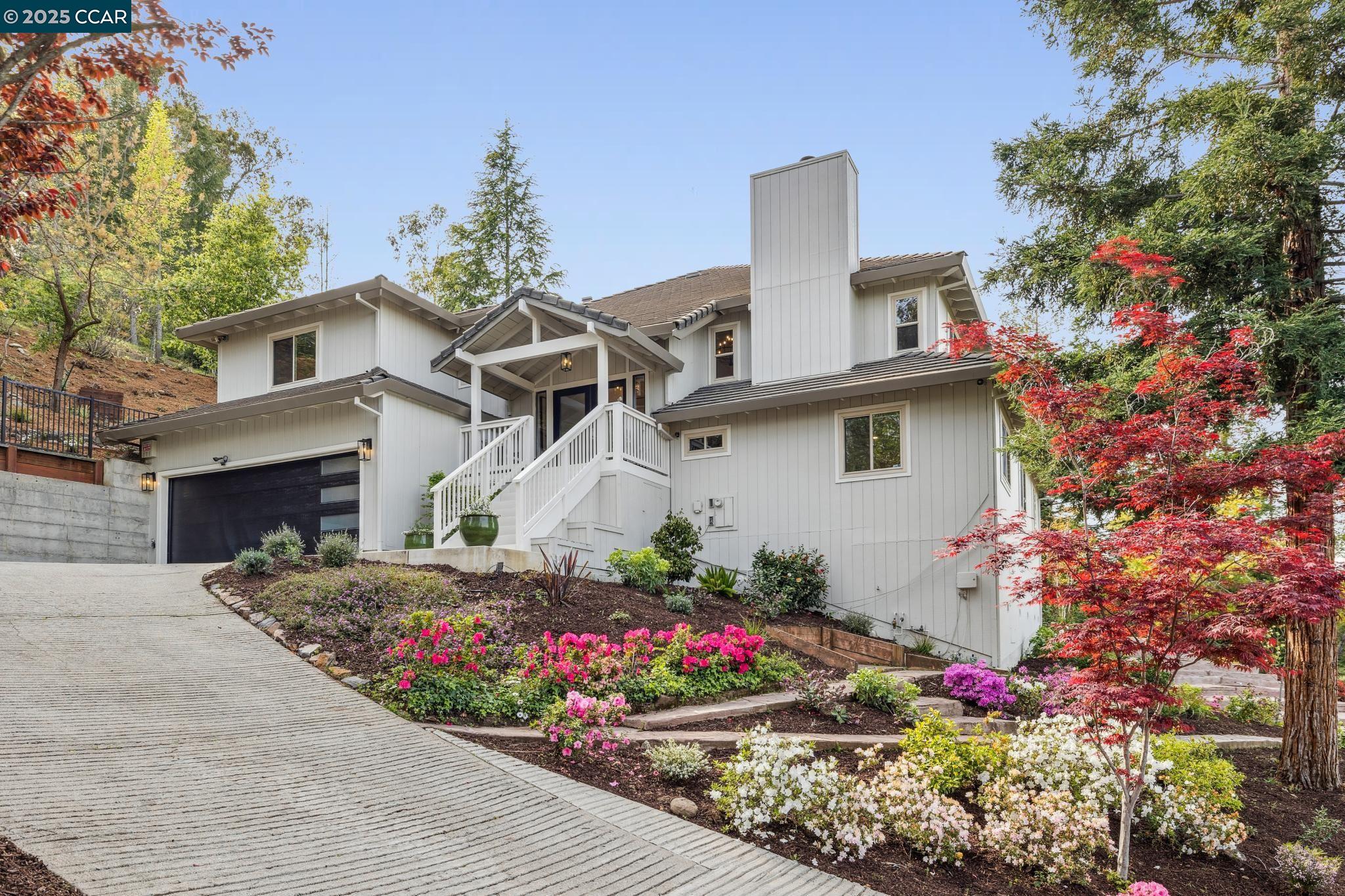 Detail Gallery Image 2 of 50 For 1019 Silverhill Drive, Lafayette,  CA 94549-1734 - 4 Beds | 3/1 Baths
