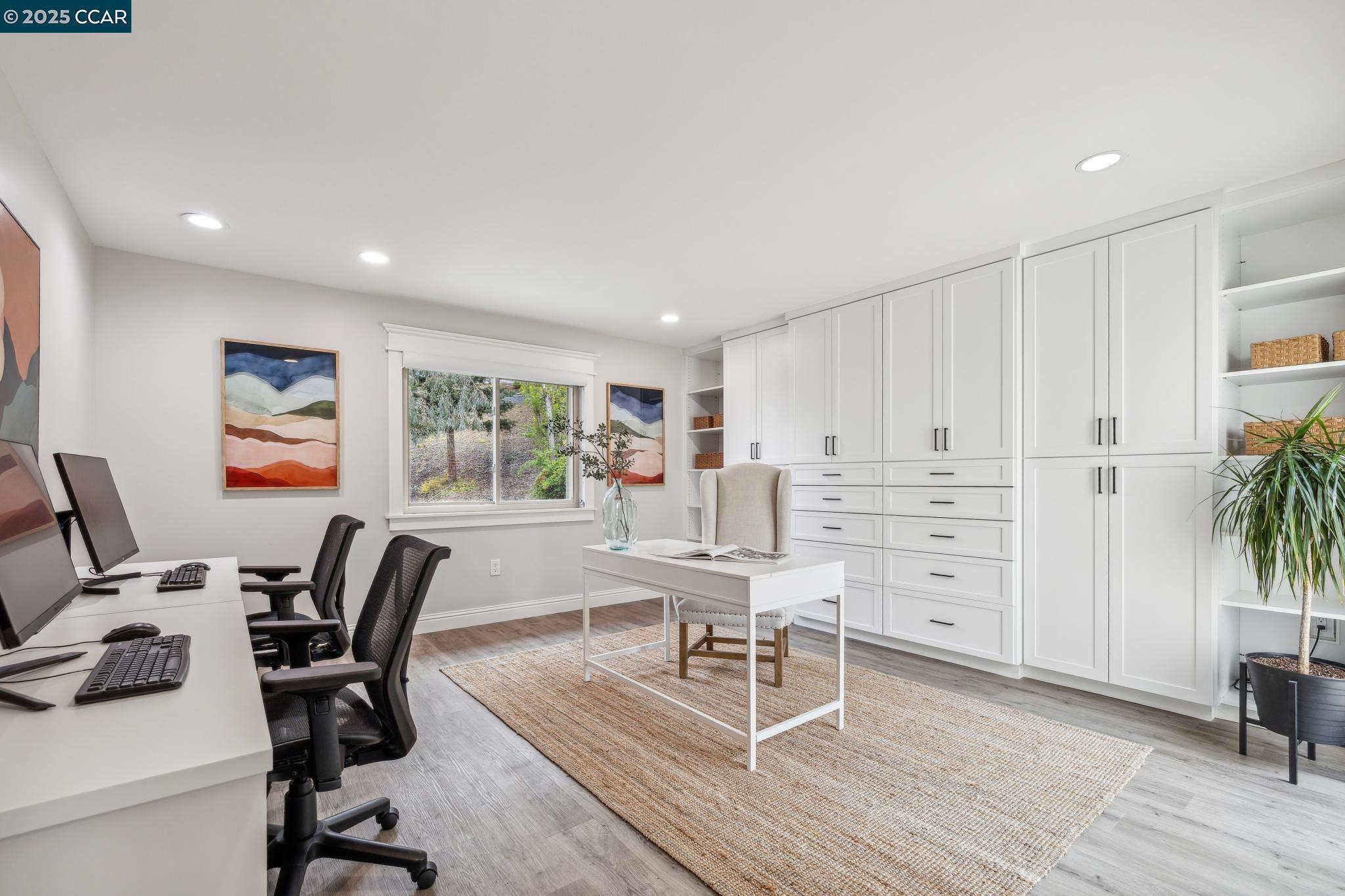 Detail Gallery Image 20 of 50 For 1019 Silverhill Drive, Lafayette,  CA 94549-1734 - 4 Beds | 3/1 Baths