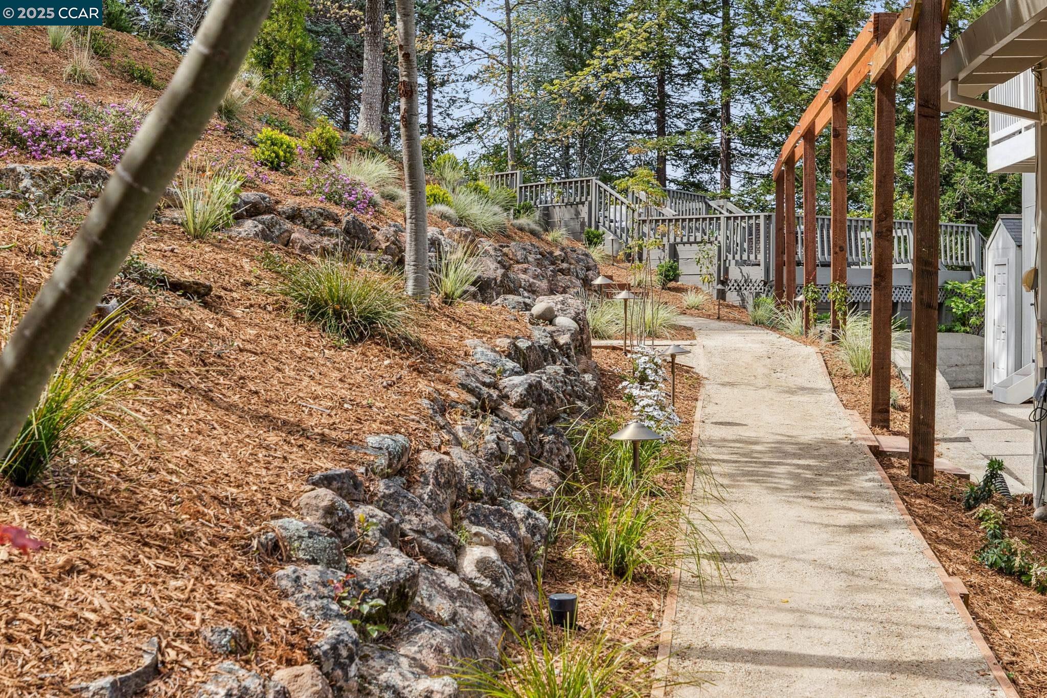Detail Gallery Image 42 of 50 For 1019 Silverhill Drive, Lafayette,  CA 94549-1734 - 4 Beds | 3/1 Baths
