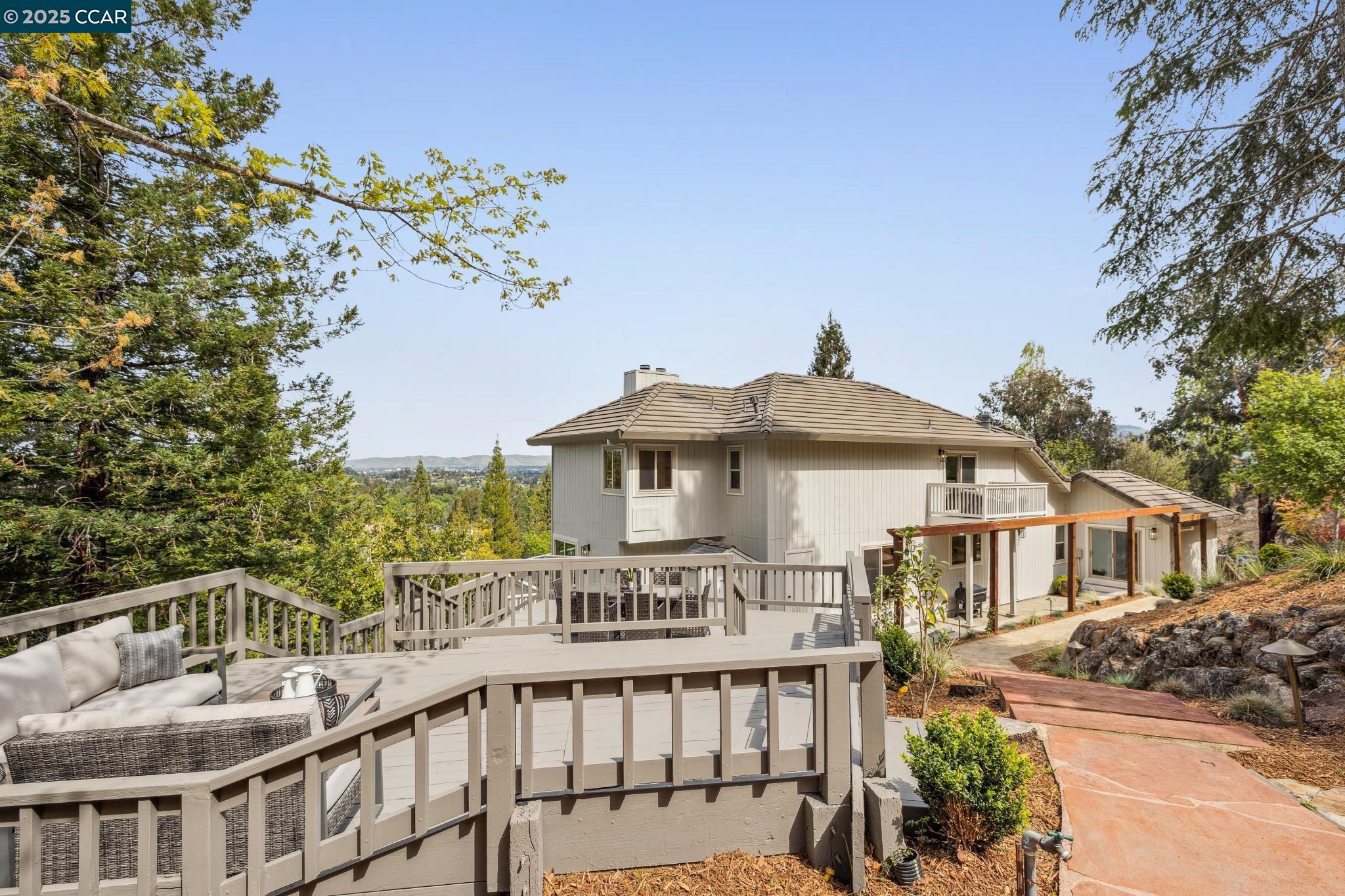 Detail Gallery Image 44 of 50 For 1019 Silverhill Drive, Lafayette,  CA 94549-1734 - 4 Beds | 3/1 Baths