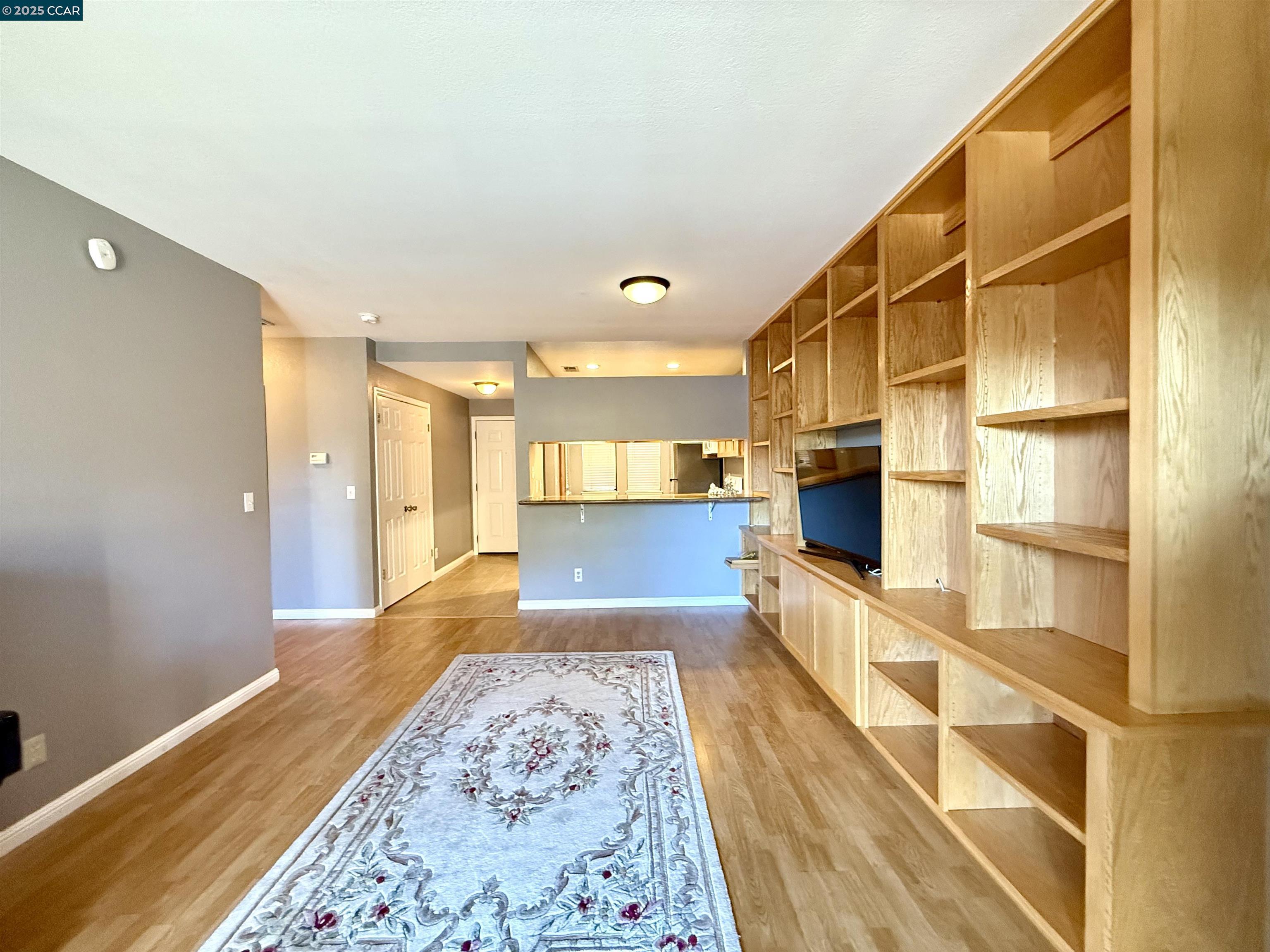 Photo #5: 41097588 Listing 