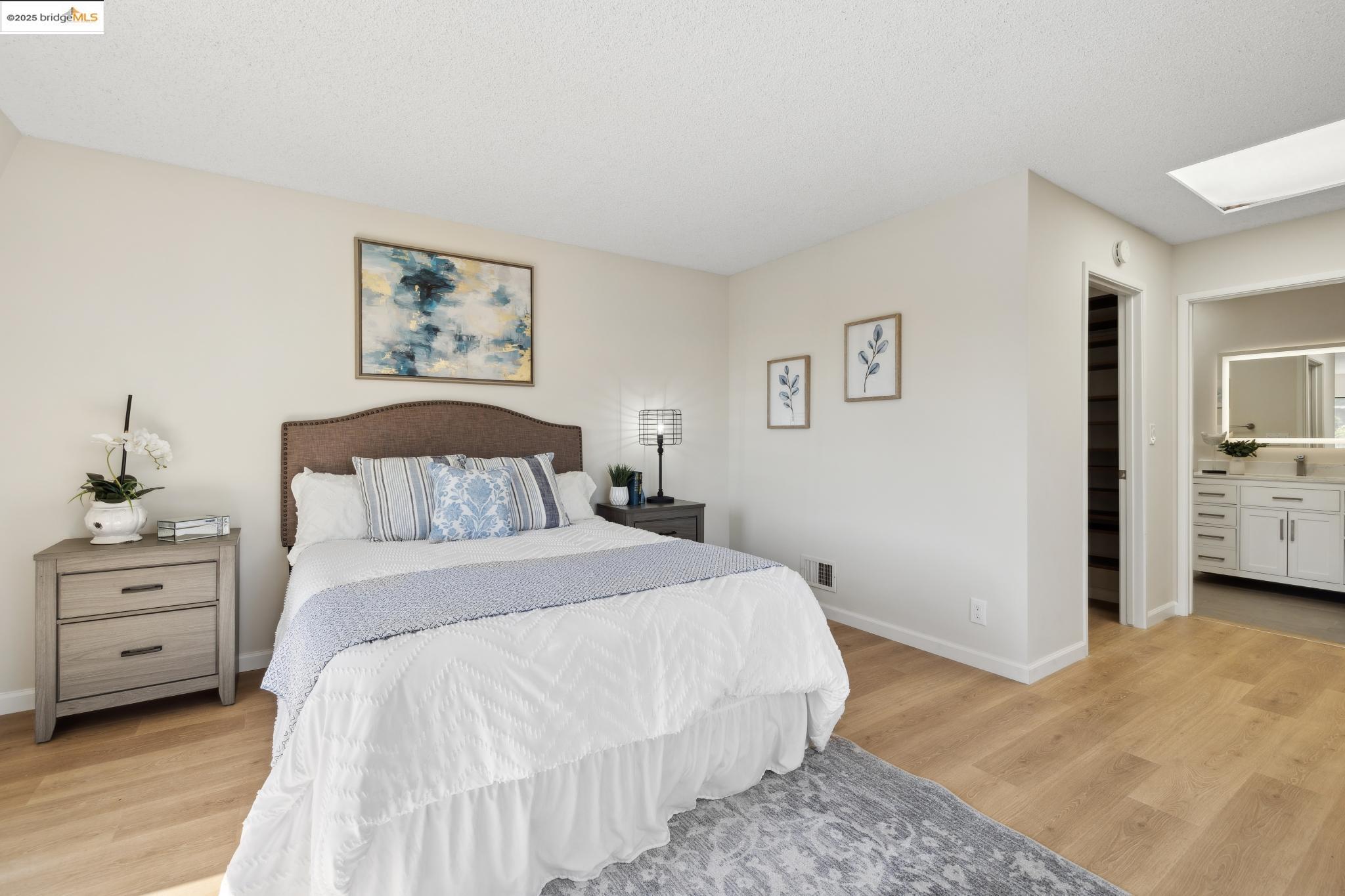 Photo #27: 41097589 Listing: Photo #27