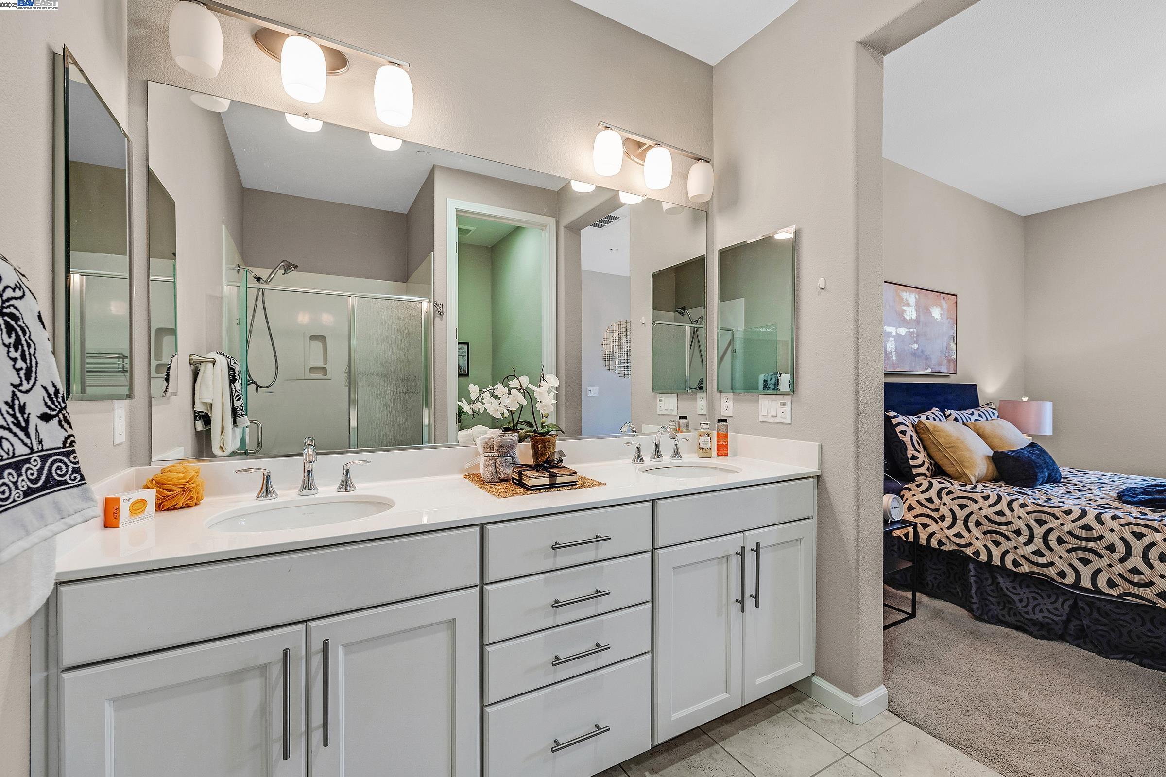 Photo #15: 41097591 Listing: Photo #15