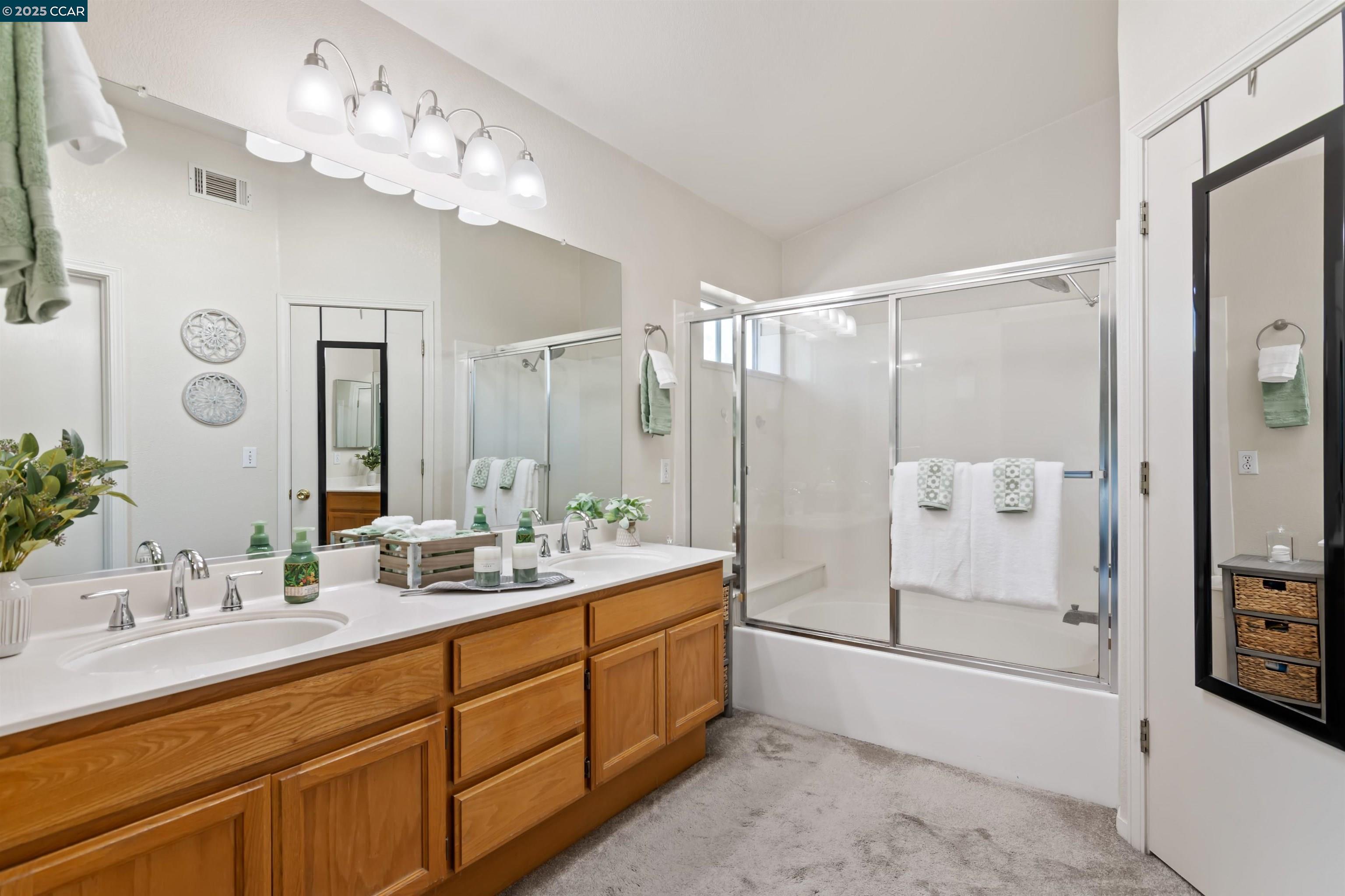 Detail Gallery Image 24 of 40 For 4715 La Casa Dr, Oakley,  CA 94561 - 3 Beds | 2/1 Baths