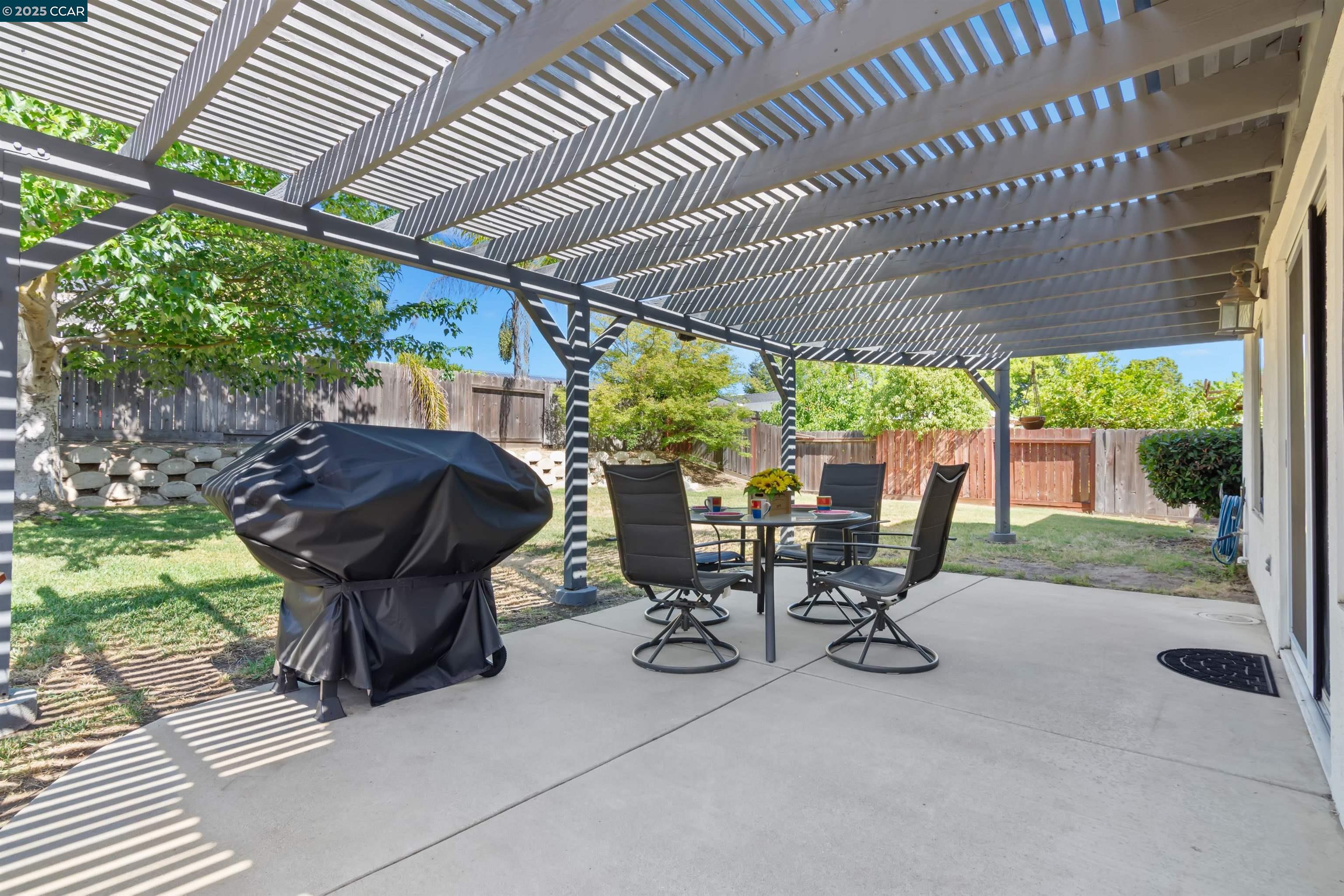 Detail Gallery Image 30 of 40 For 4715 La Casa Dr, Oakley,  CA 94561 - 3 Beds | 2/1 Baths