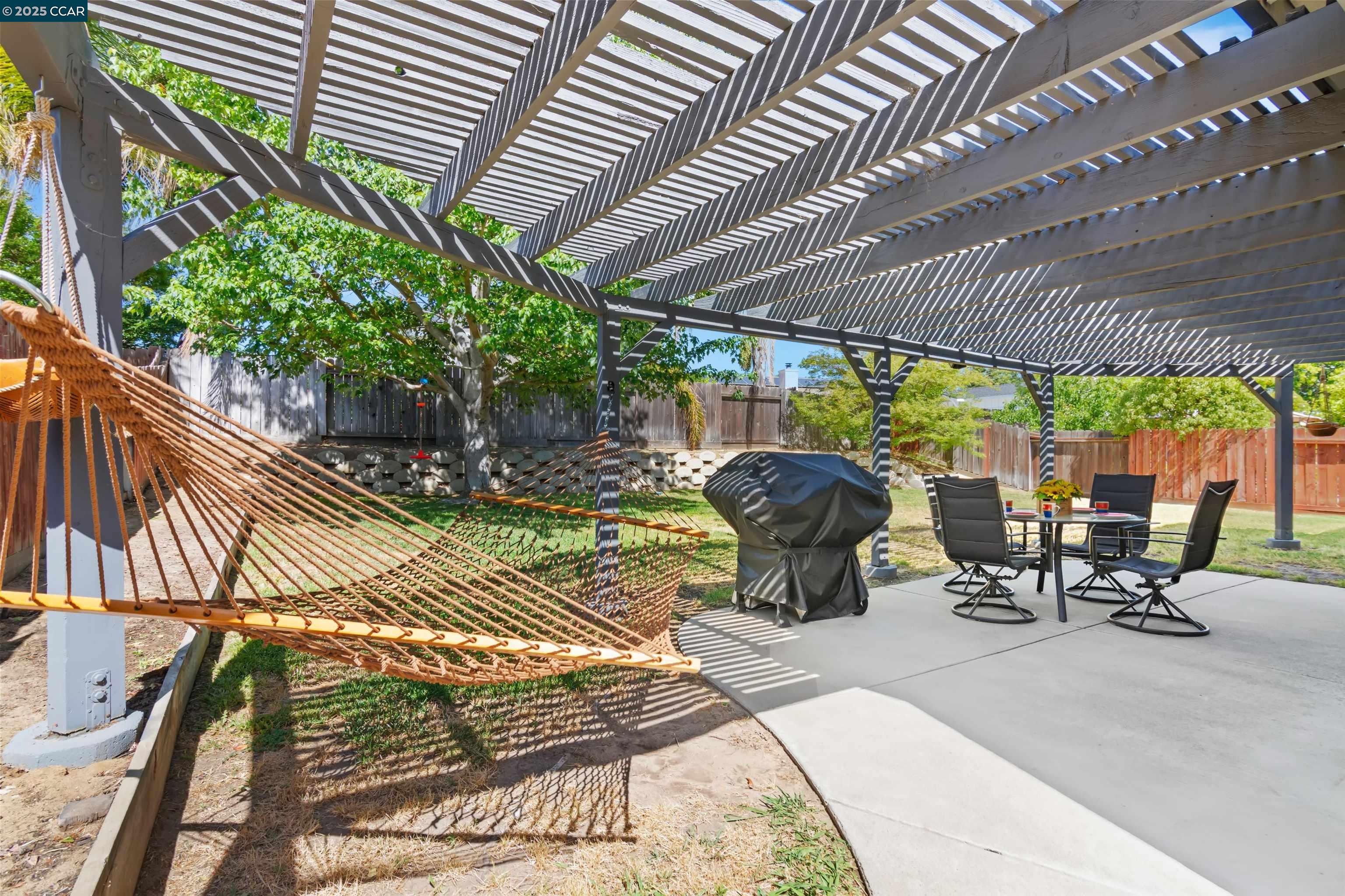 Detail Gallery Image 31 of 40 For 4715 La Casa Dr, Oakley,  CA 94561 - 3 Beds | 2/1 Baths