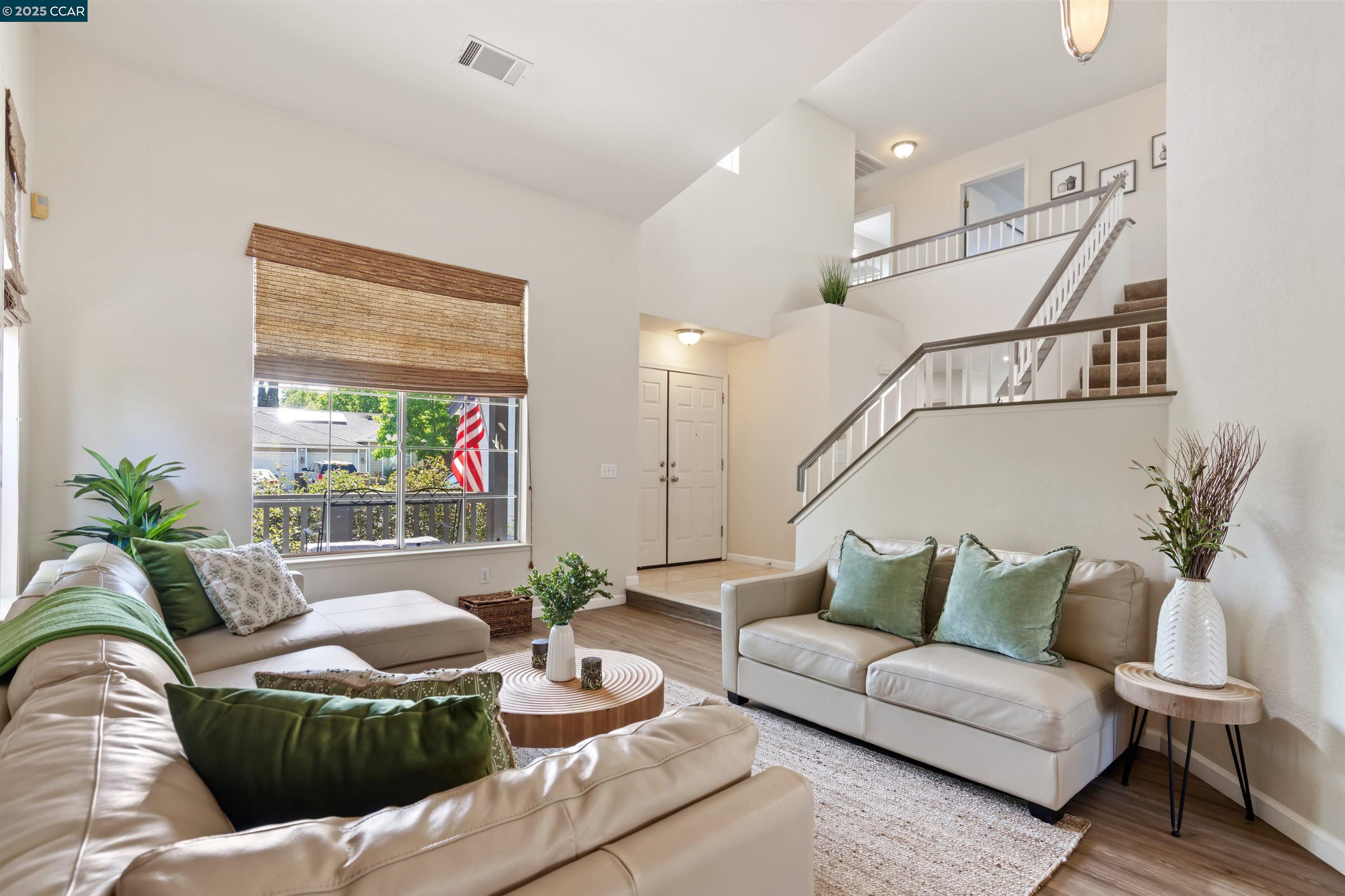 Detail Gallery Image 9 of 40 For 4715 La Casa Dr, Oakley,  CA 94561 - 3 Beds | 2/1 Baths