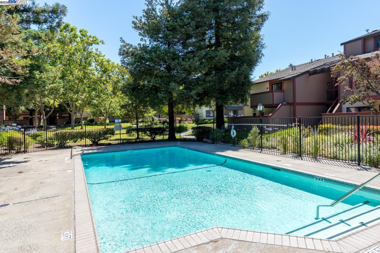 Detail Gallery Image 17 of 47 For 248 Hackamore Cmn, Fremont,  CA 94539 - 1 Beds | 1 Baths
