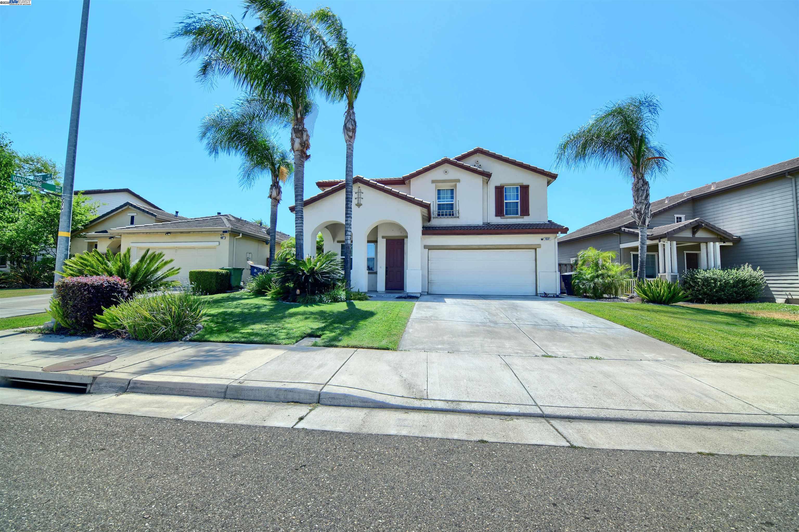 Detail Gallery Image 1 of 46 For 4597 Bonsai Ave, Tracy,  CA 95377 - 4 Beds | 2/1 Baths