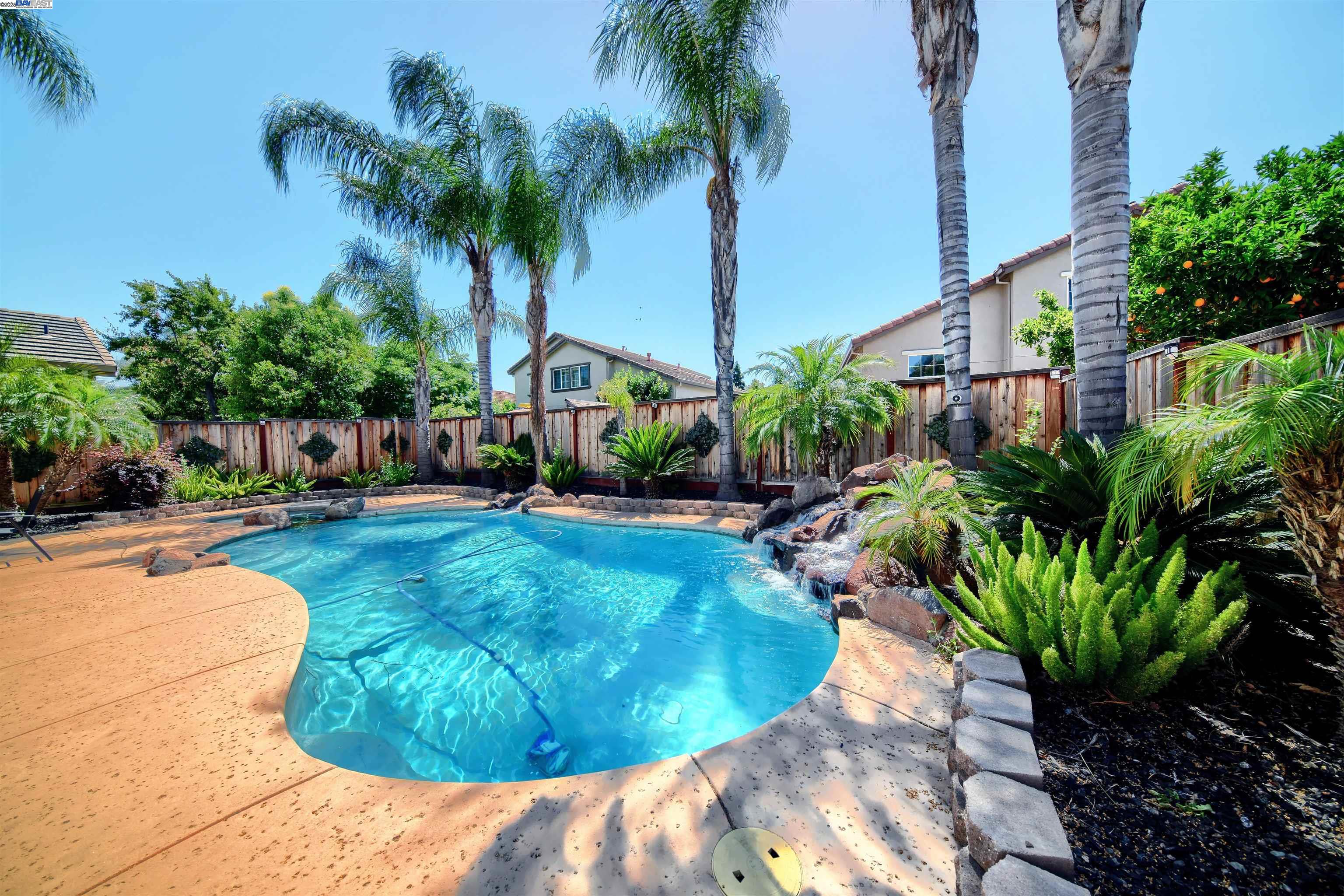 Detail Gallery Image 41 of 46 For 4597 Bonsai Ave, Tracy,  CA 95377 - 4 Beds | 2/1 Baths